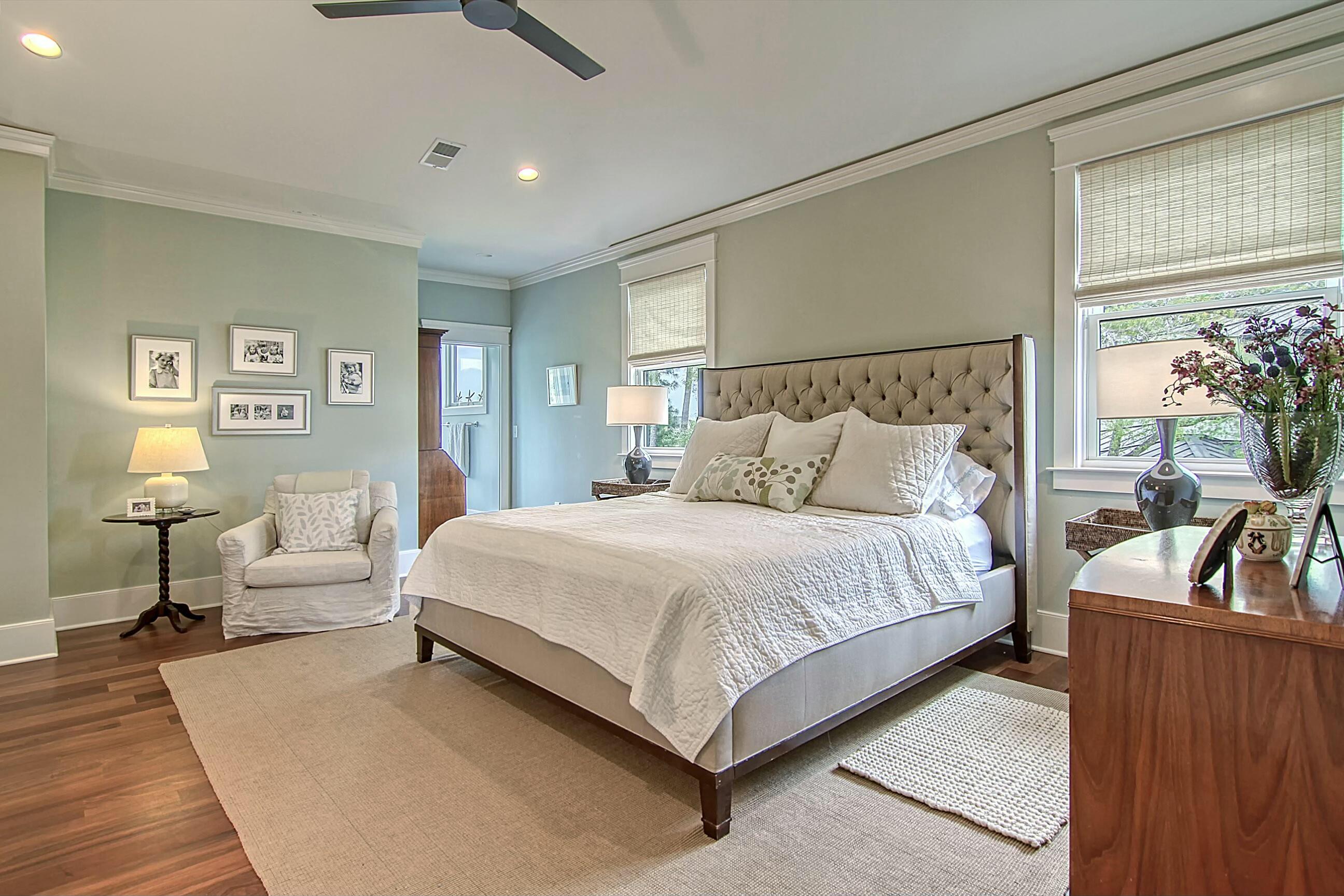 4874 Sound View Drive