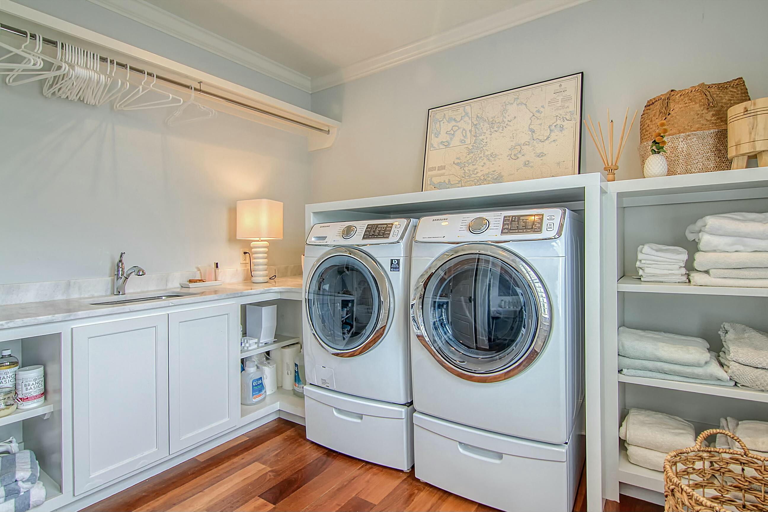 4874 Sound View Drive