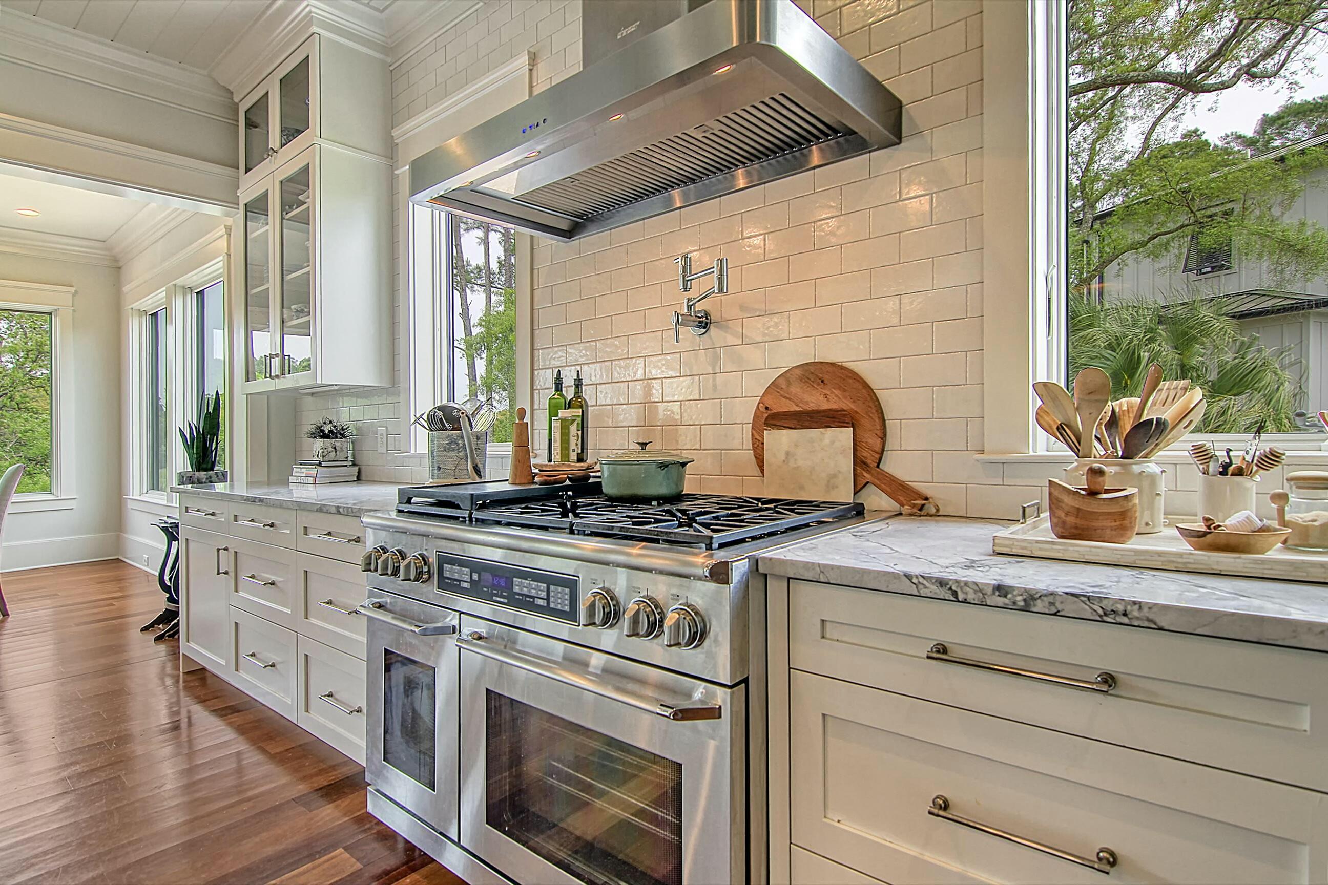 4874 Sound View Drive