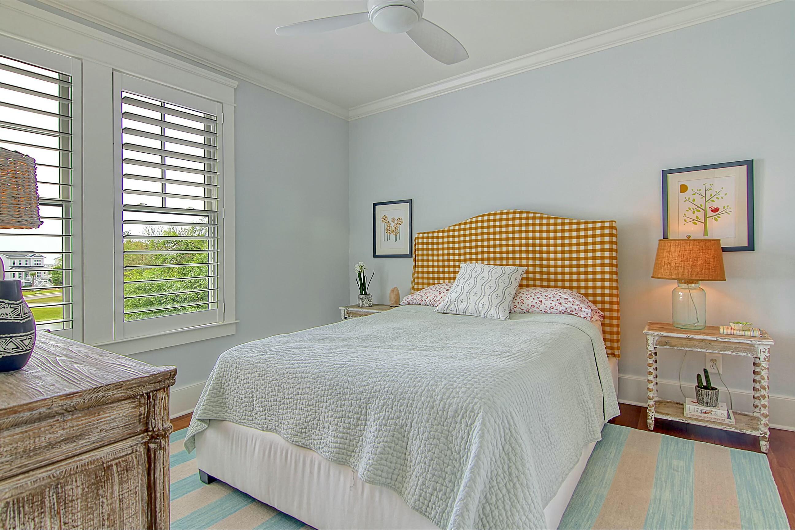 4874 Sound View Drive