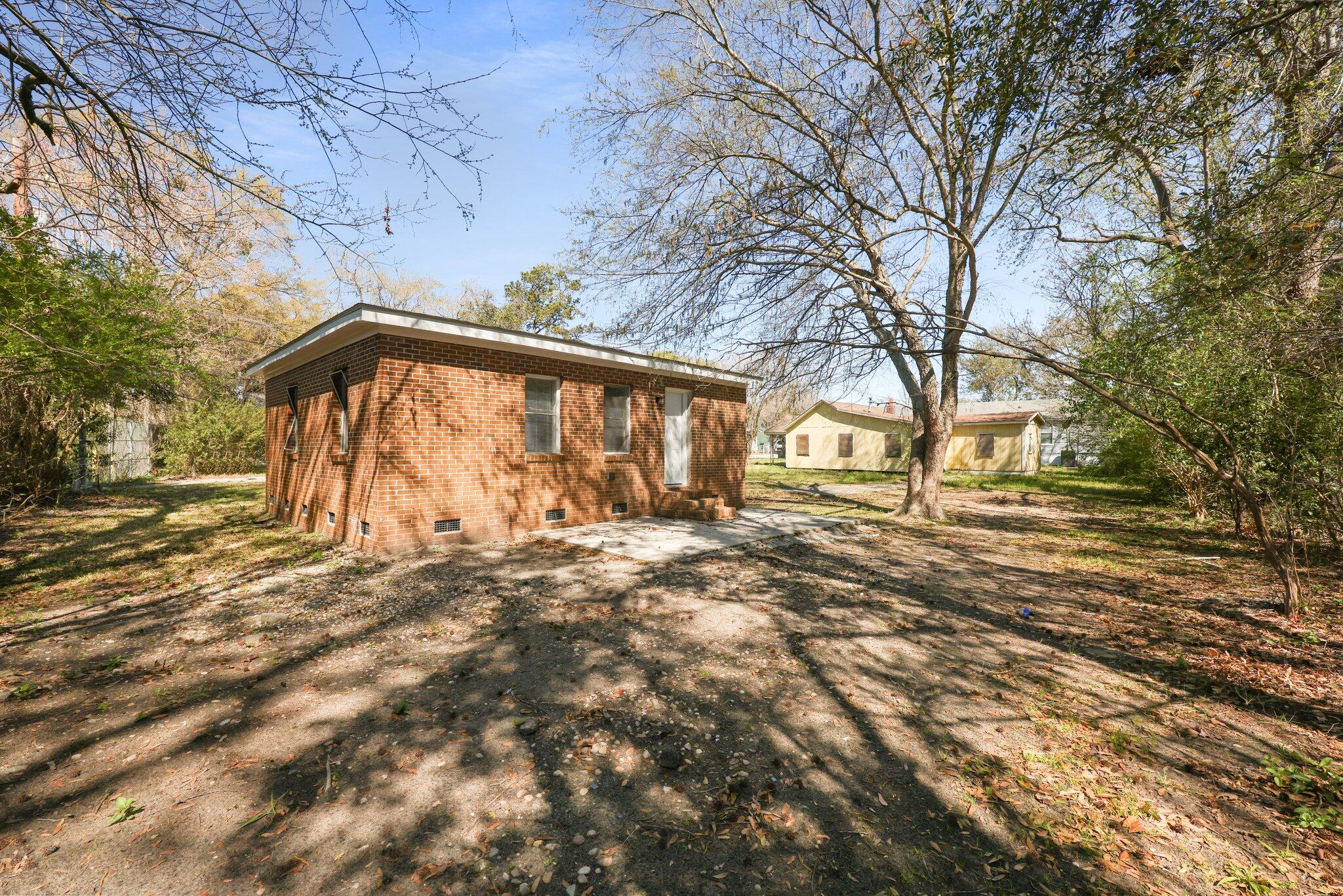 2460 Surprise Street