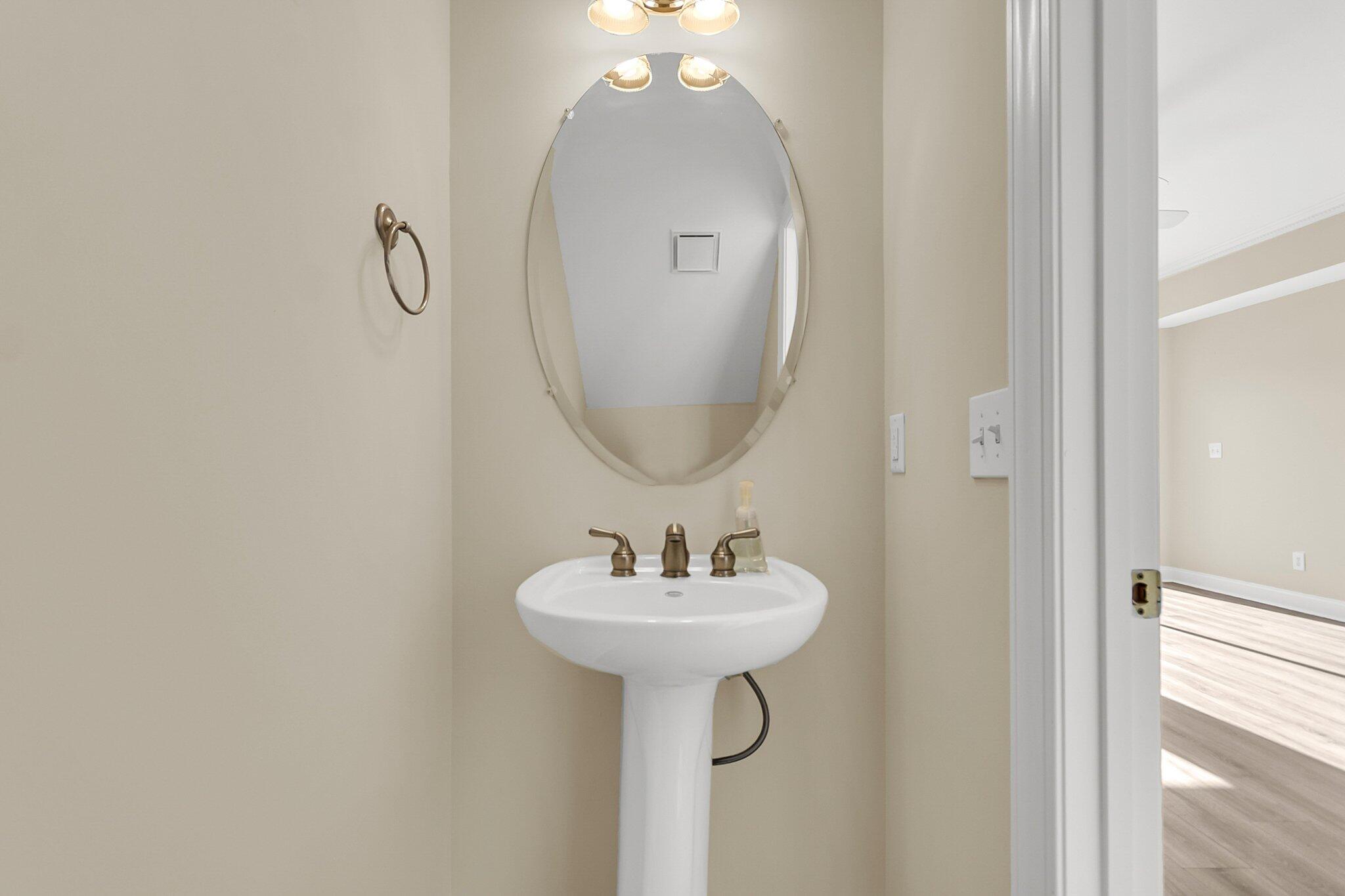 4913 Lake Palmetto Lane