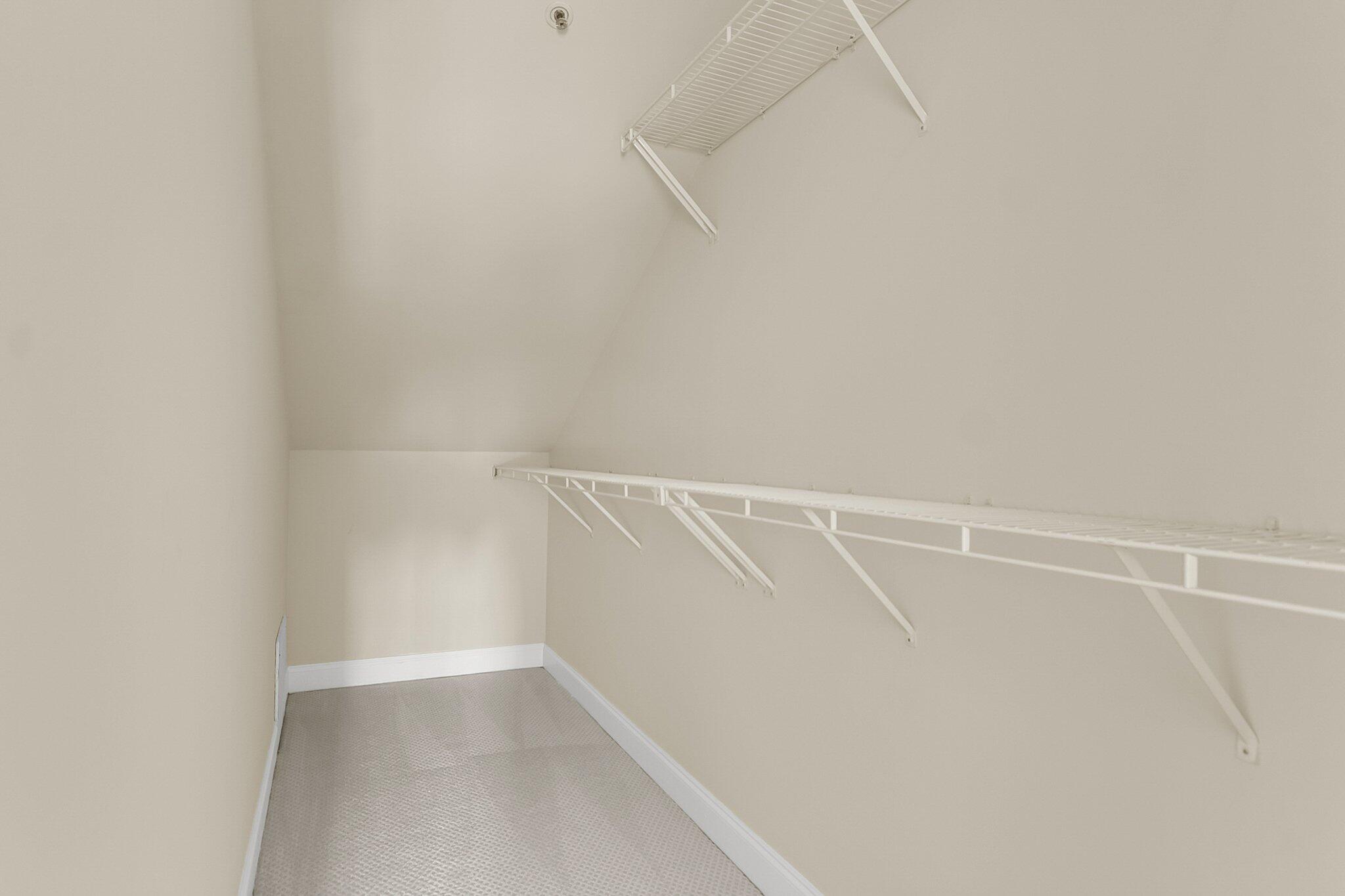 4913 Lake Palmetto Lane