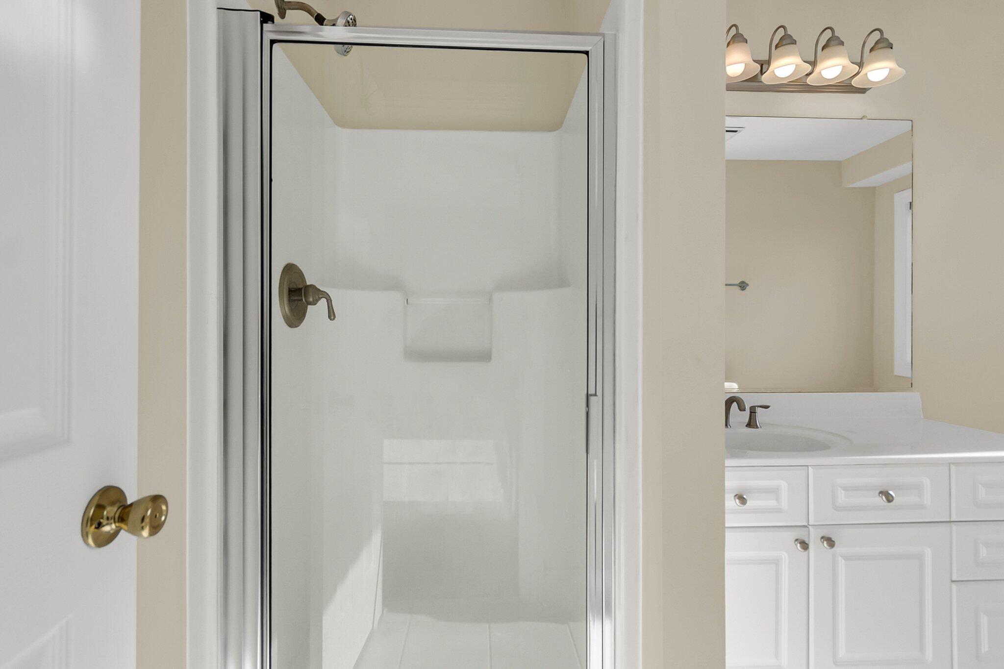 4913 Lake Palmetto Lane