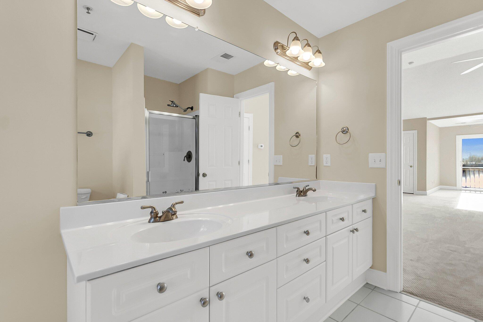 4913 Lake Palmetto Lane