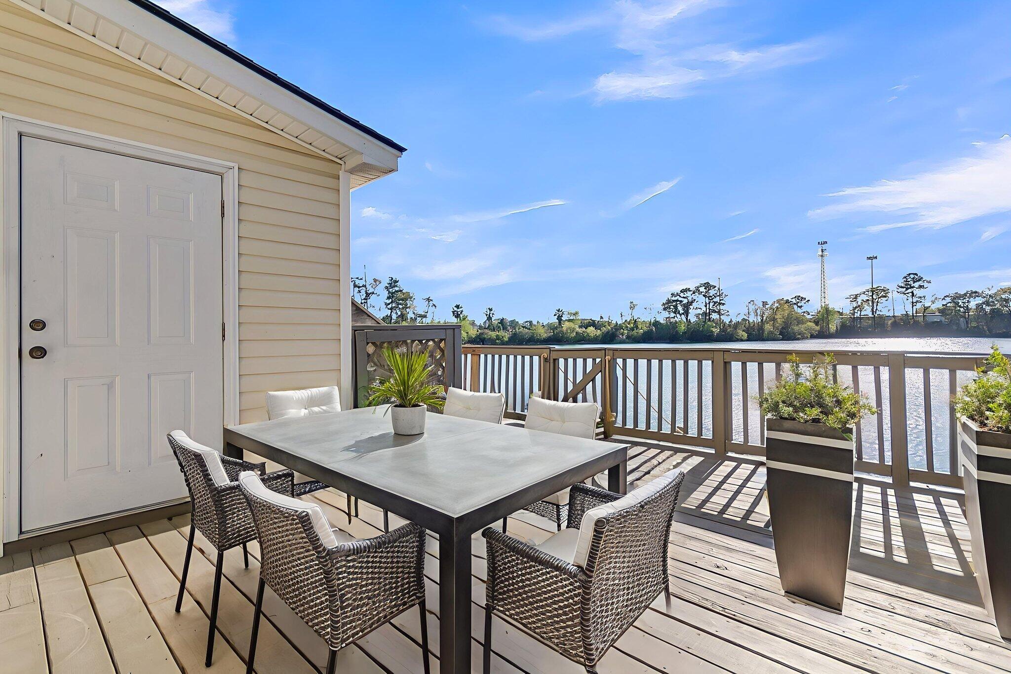 4913 Lake Palmetto Lane