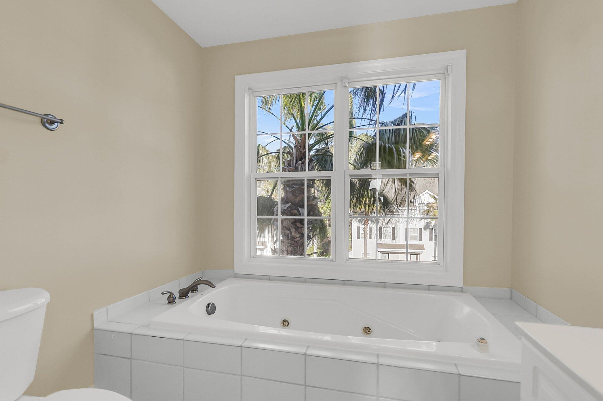 4913 Lake Palmetto Lane