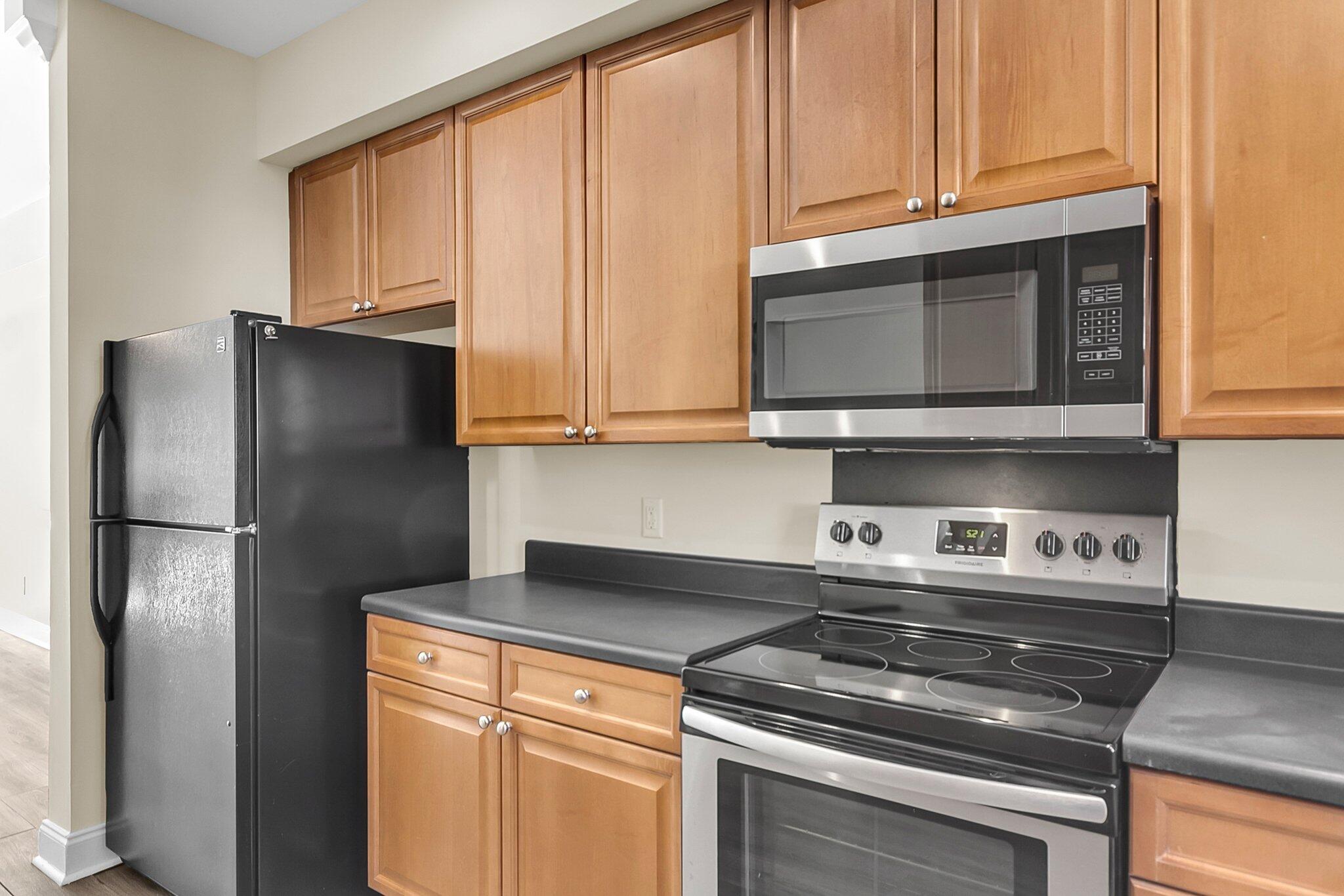 4913 Lake Palmetto Lane