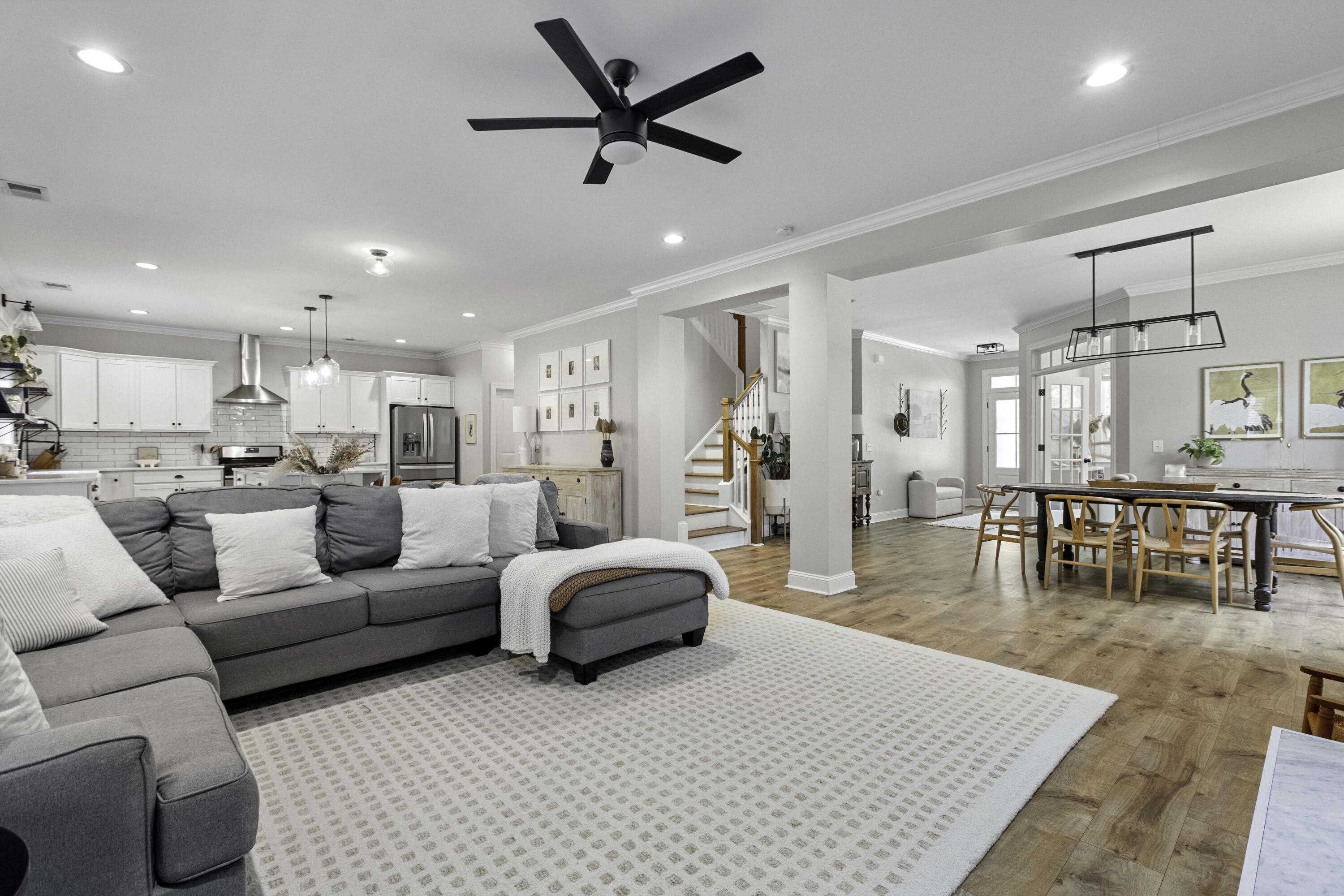 3361 Olivia Marie Lane