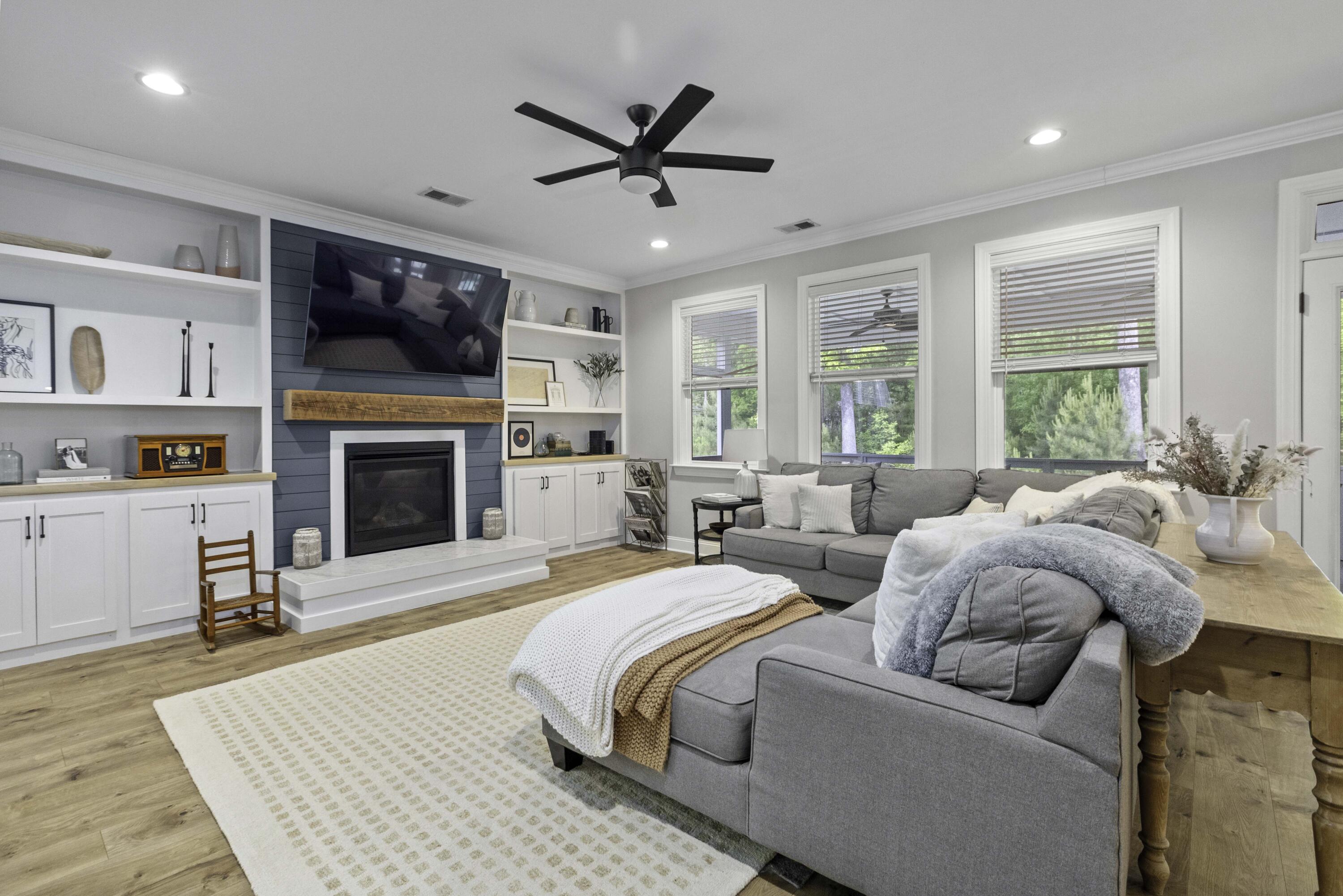 3361 Olivia Marie Lane