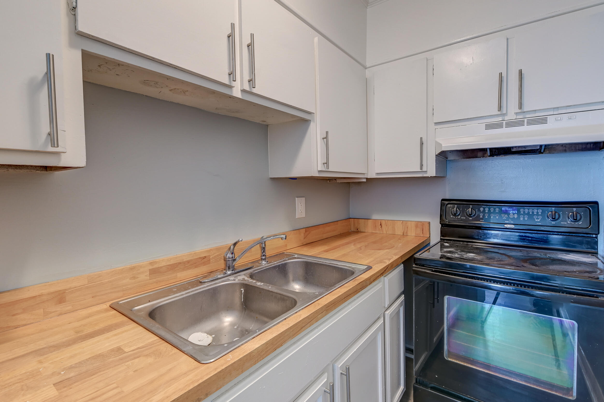 3100 Azalea Drive Unit: A&B