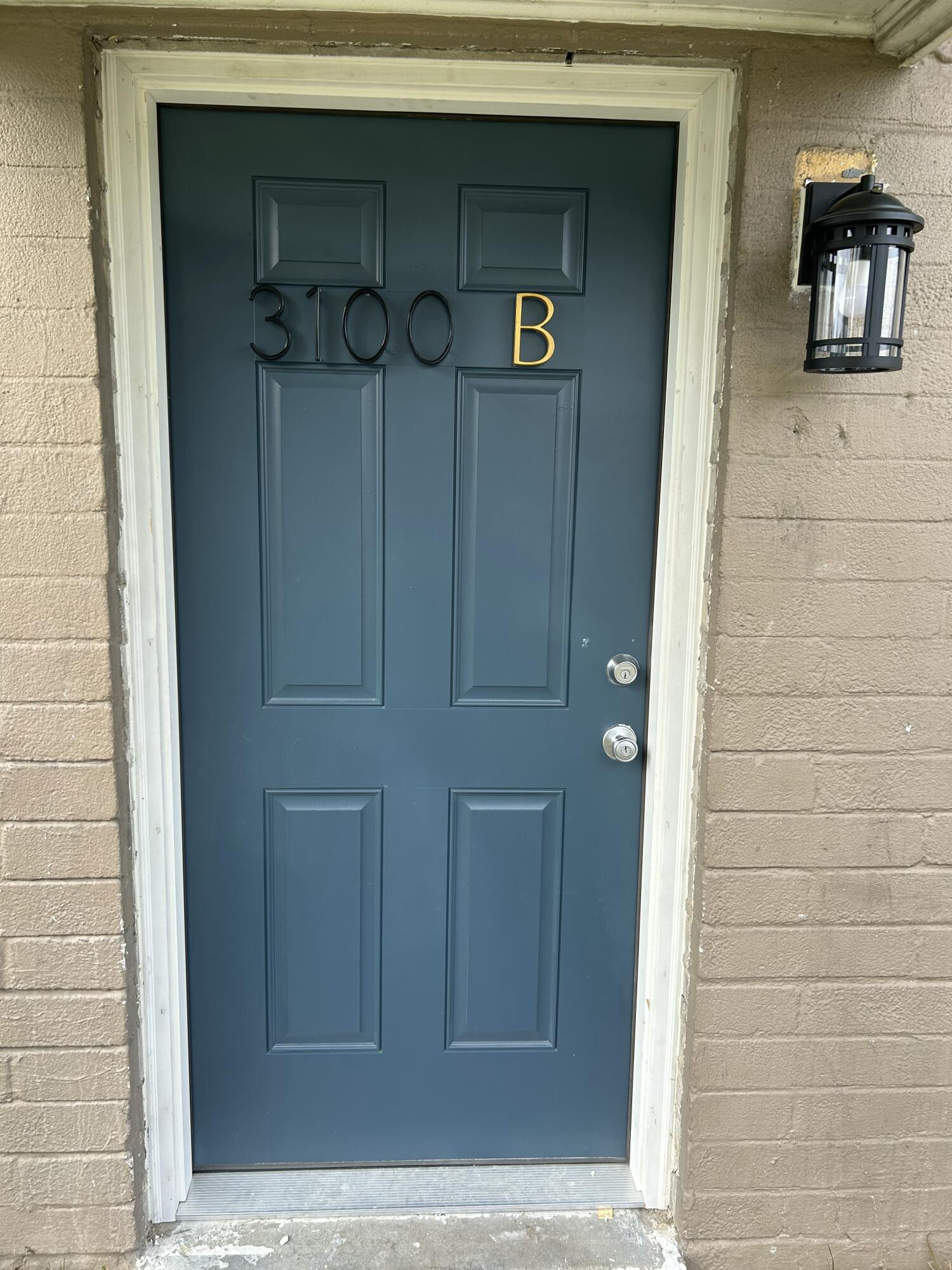 3100 Azalea Drive Unit: A&B