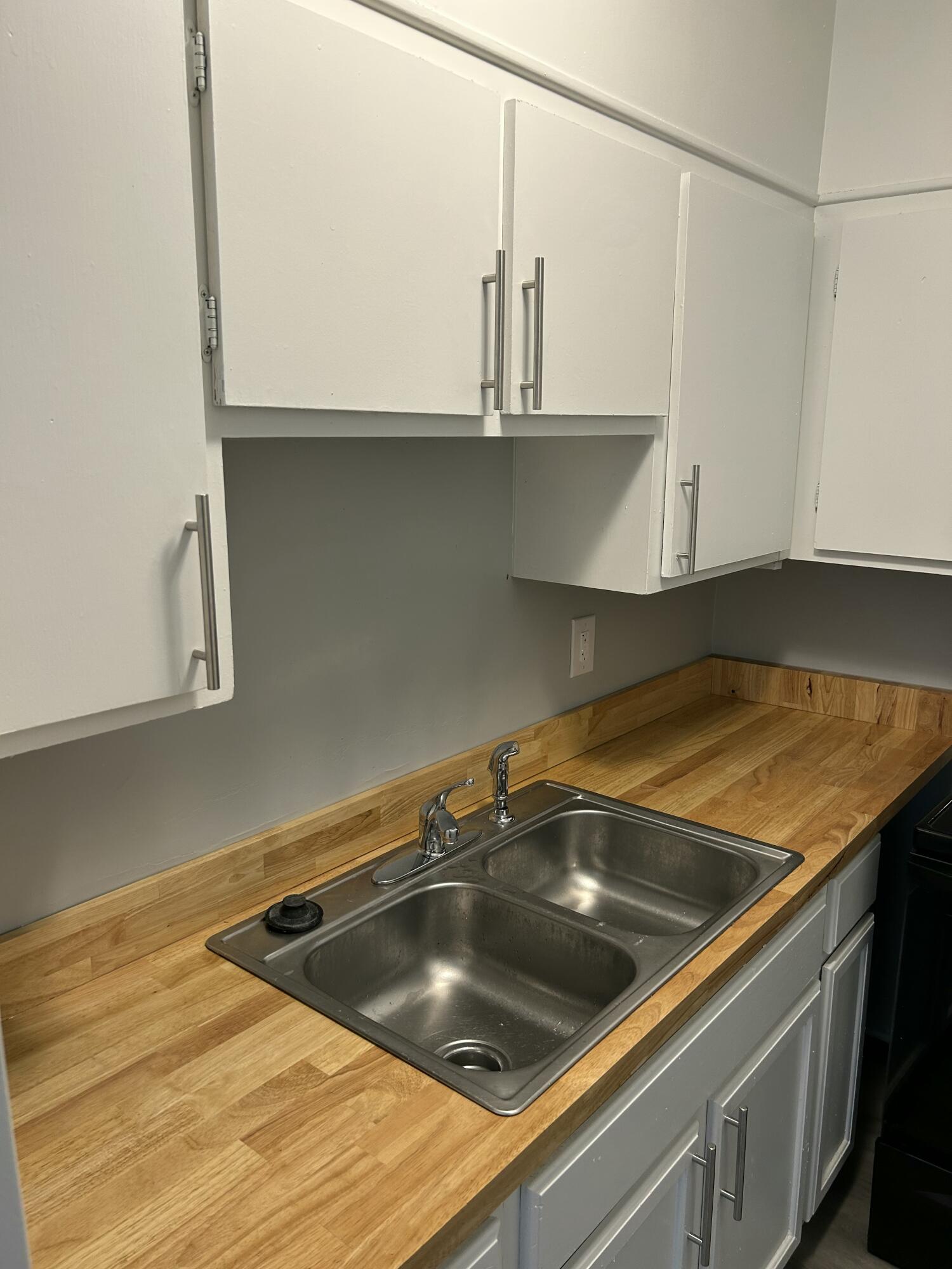 3100 Azalea Drive Unit: A&B