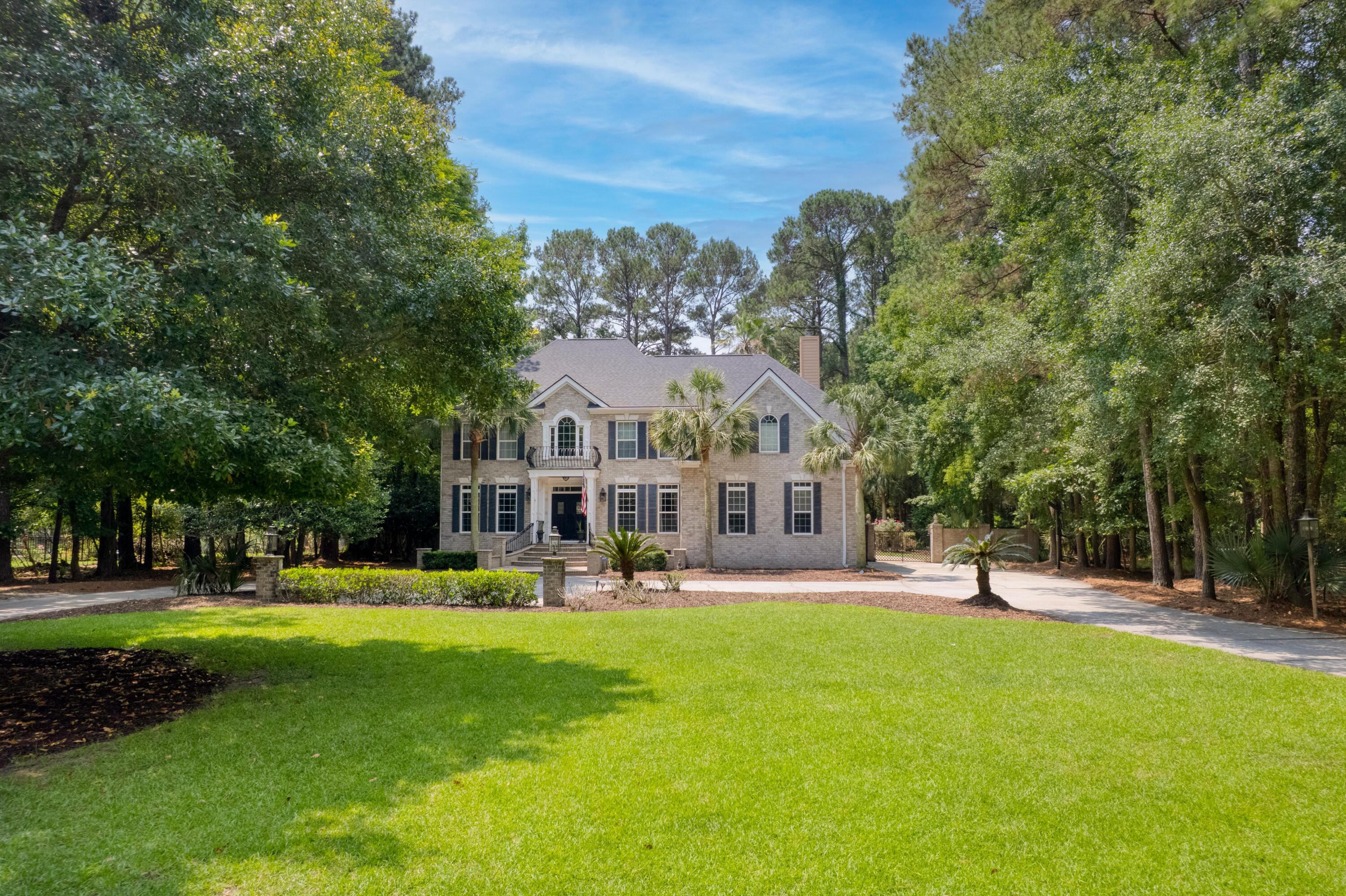 3685 Colonel Vanderhorst Circle