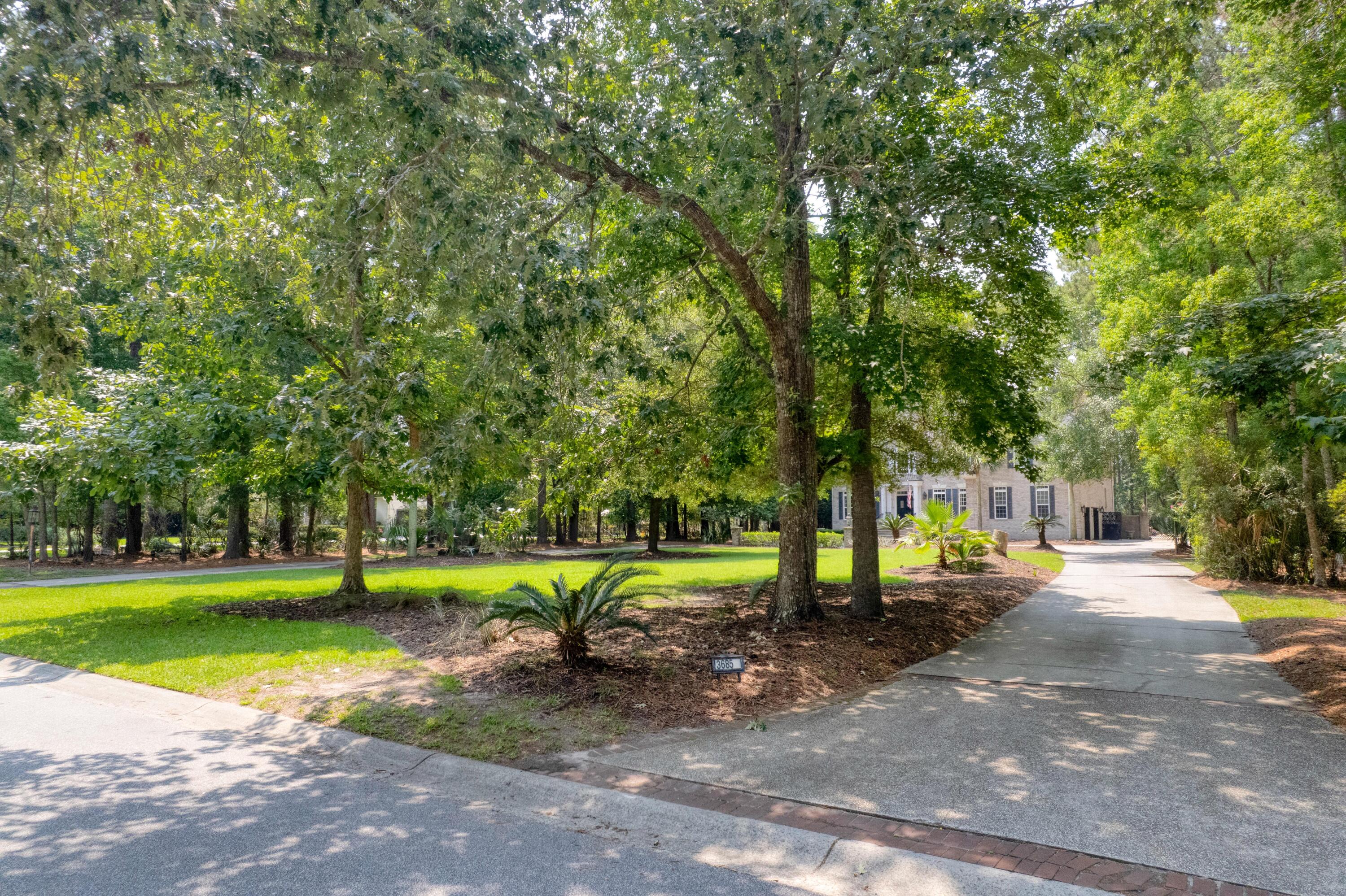 3685 Colonel Vanderhorst Circle