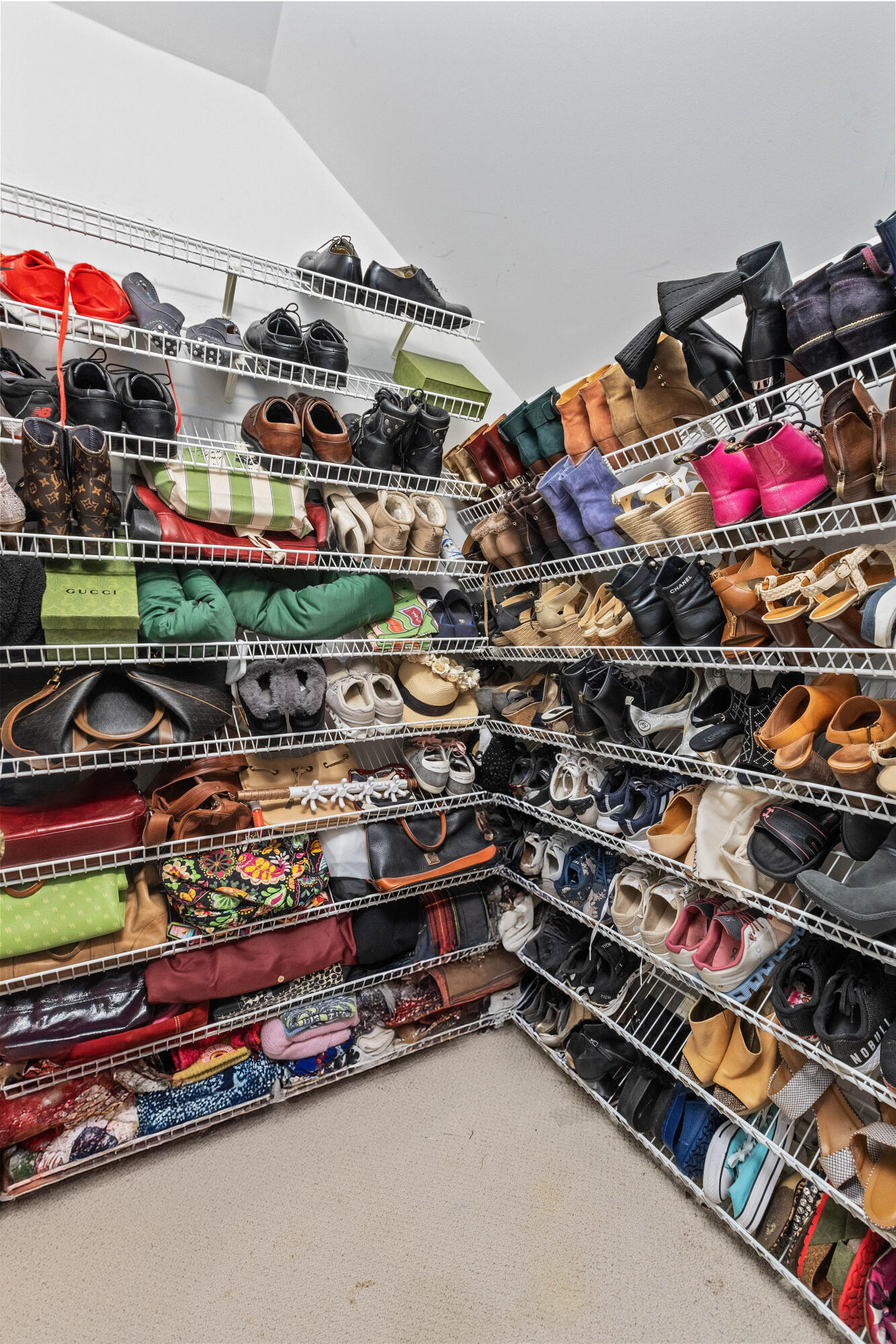 3685 Colonel Vanderhorst Circle