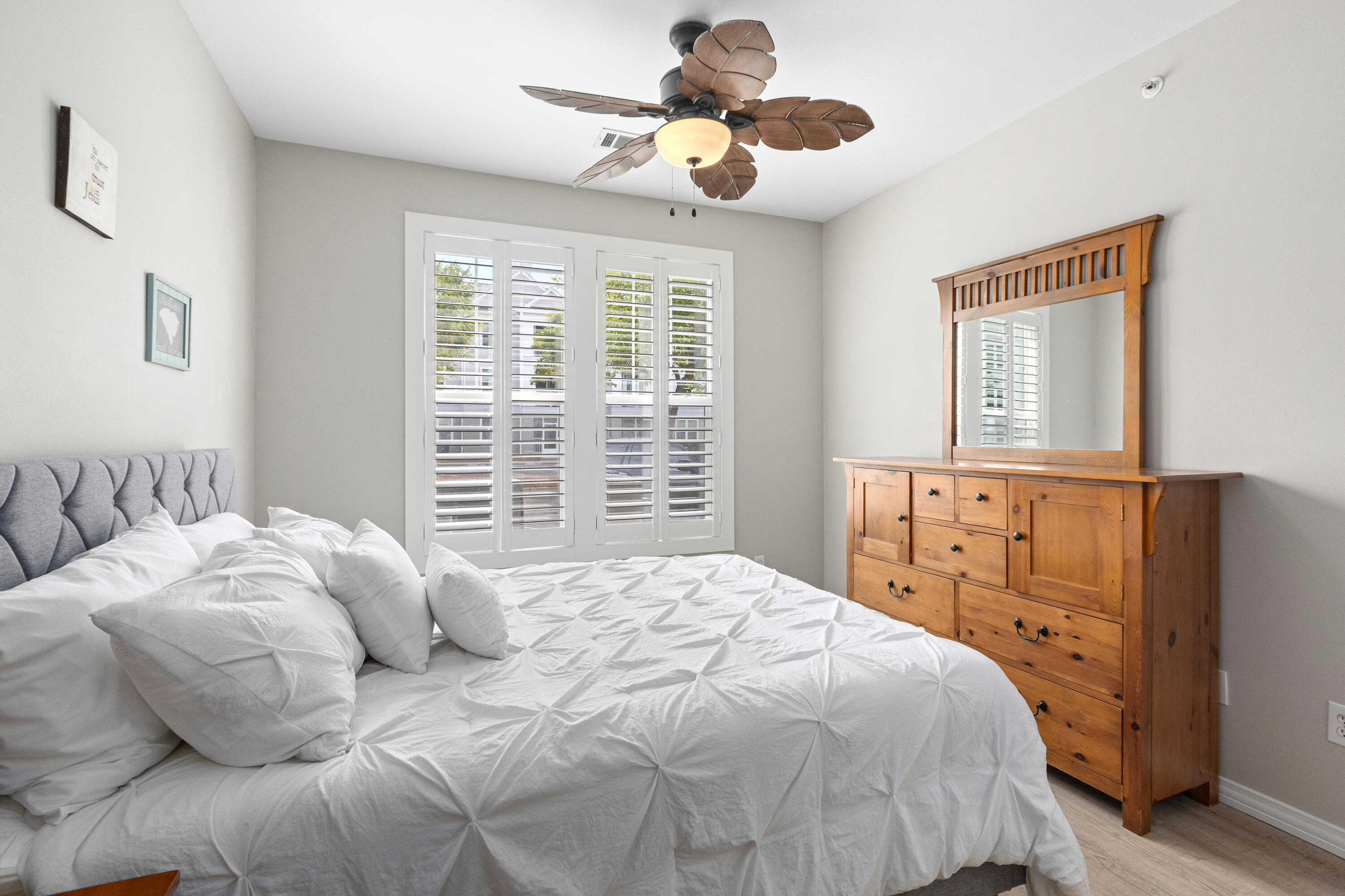 130 River Landing Drive # 9104