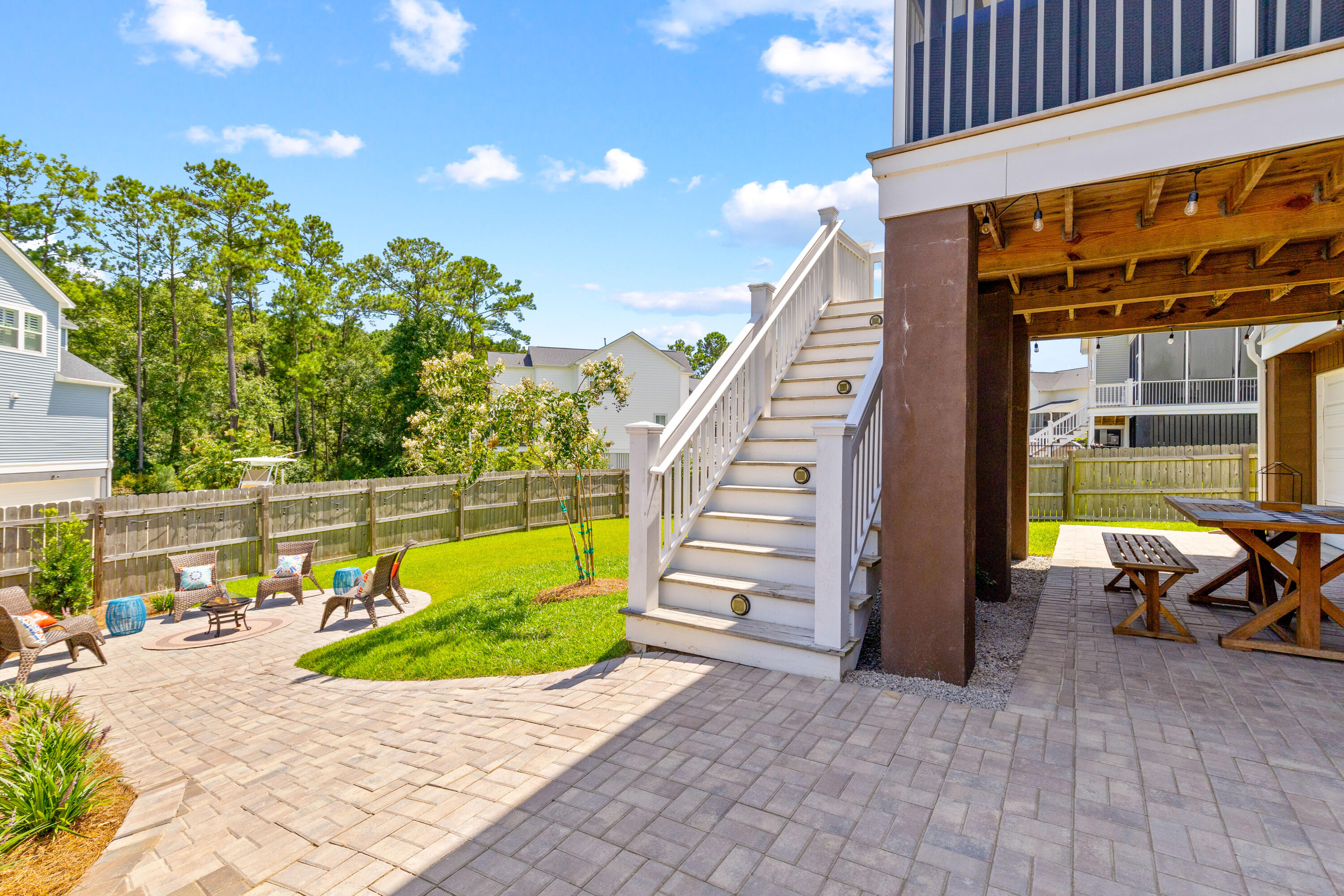 110 Martins Point Drive
