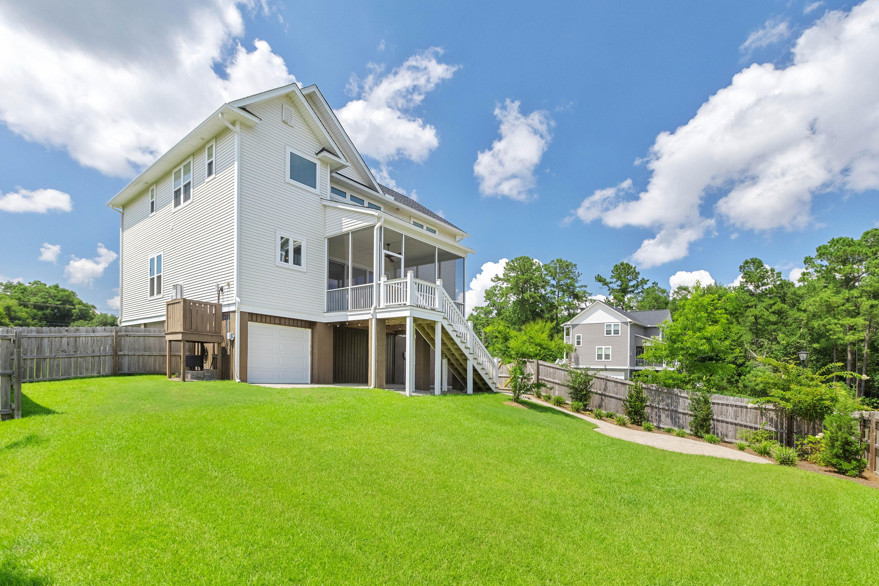 110 Martins Point Drive