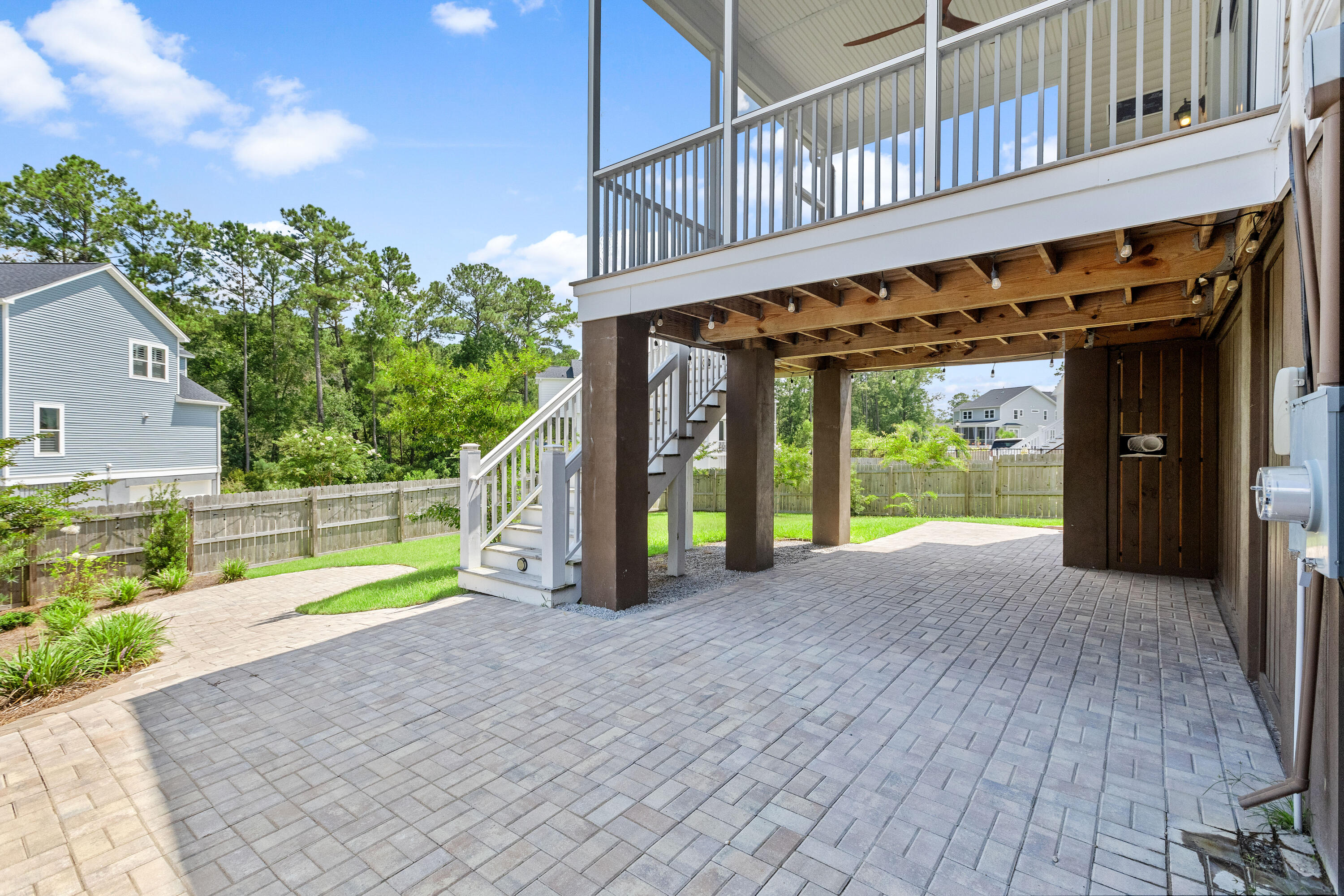 110 Martins Point Drive