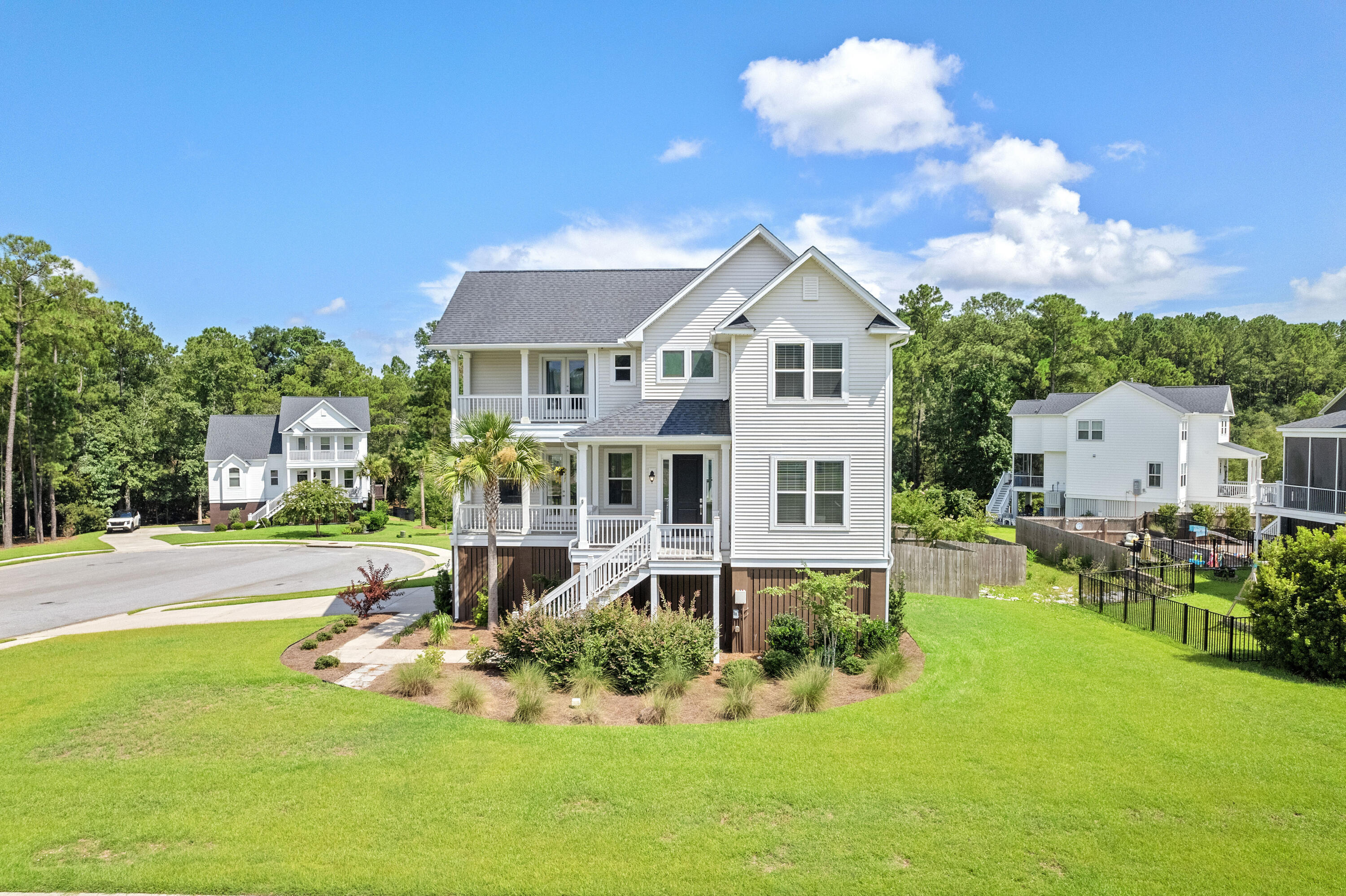 110 Martins Point Drive
