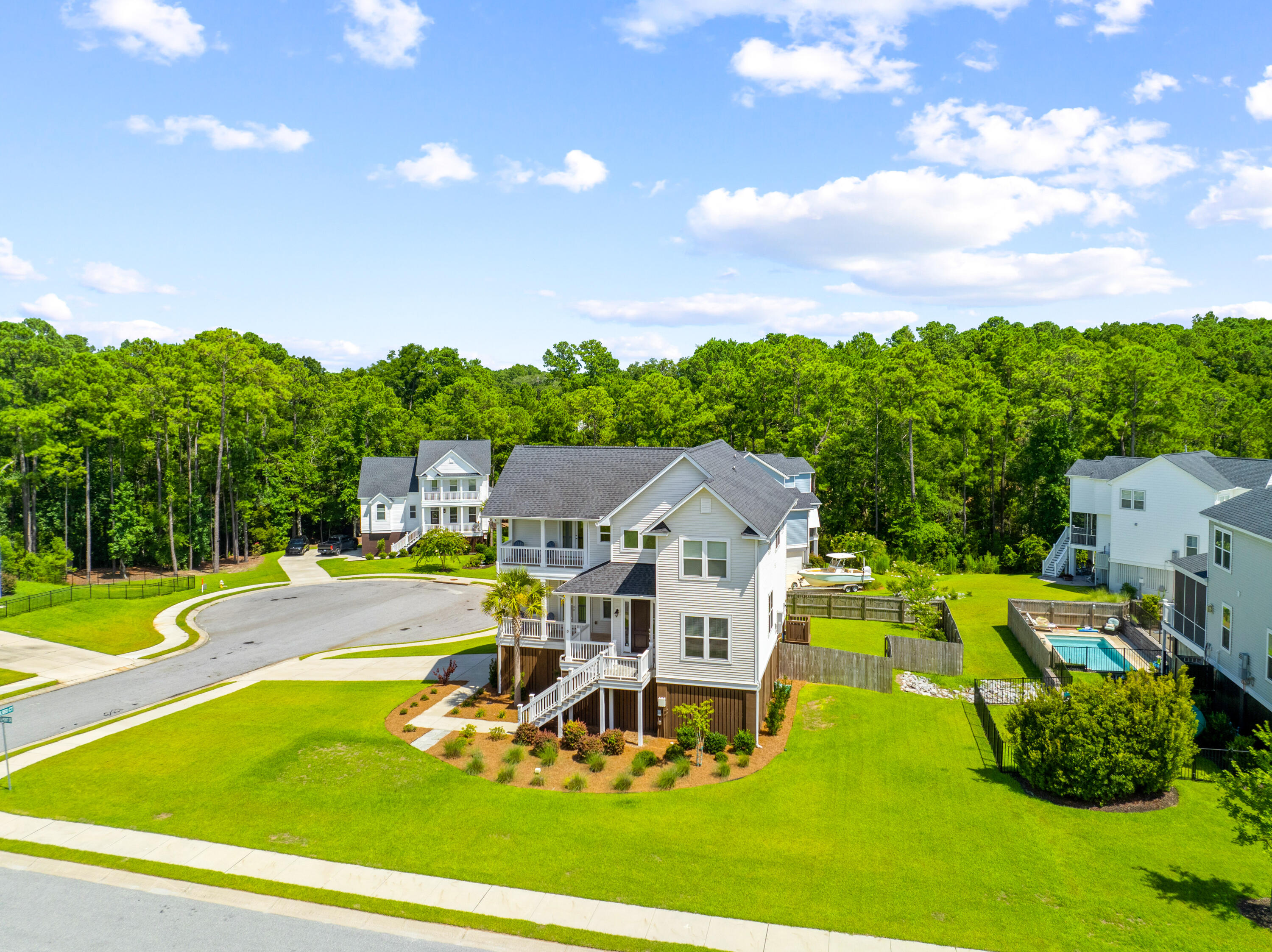110 Martins Point Drive