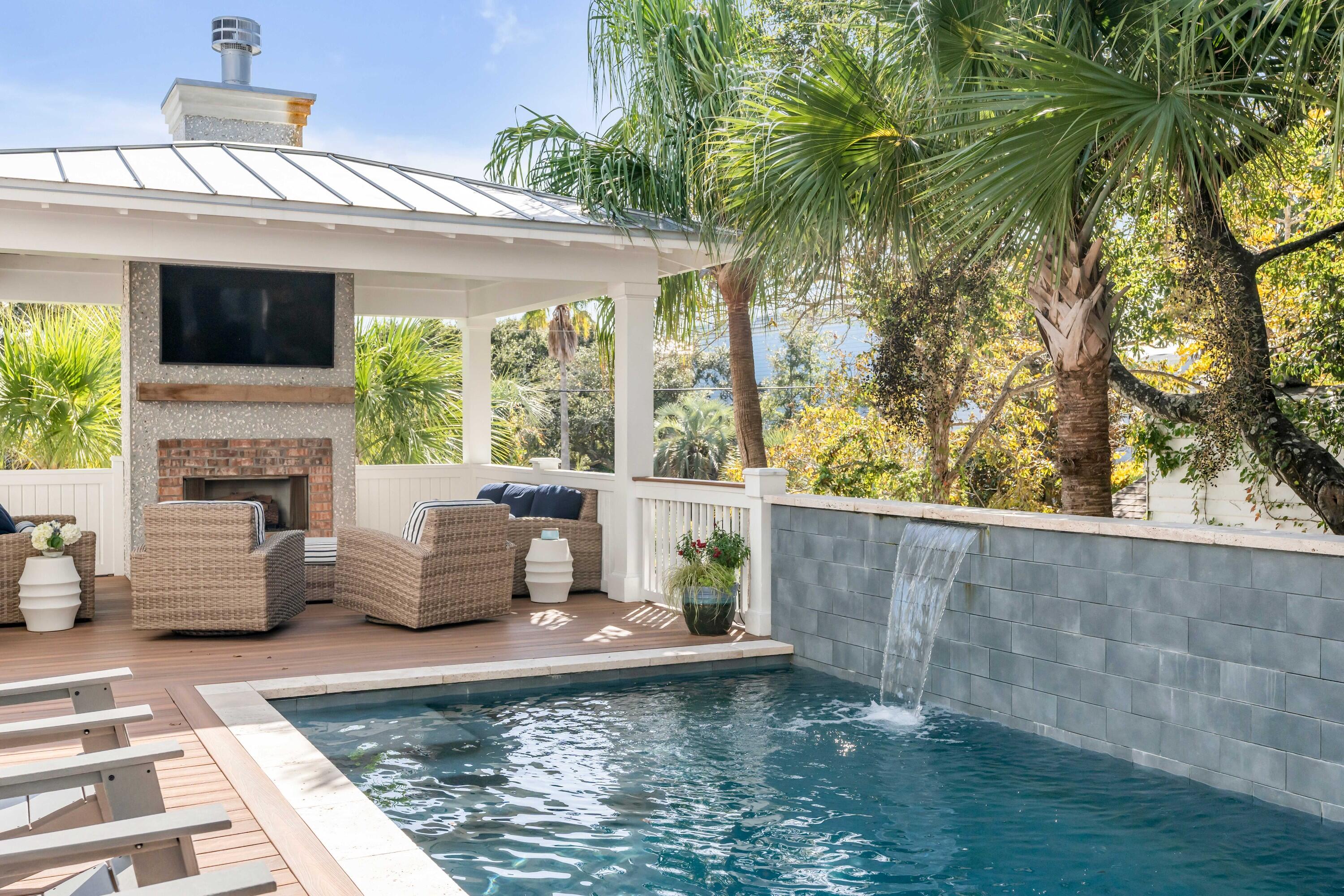 3805 Cameron Boulevard