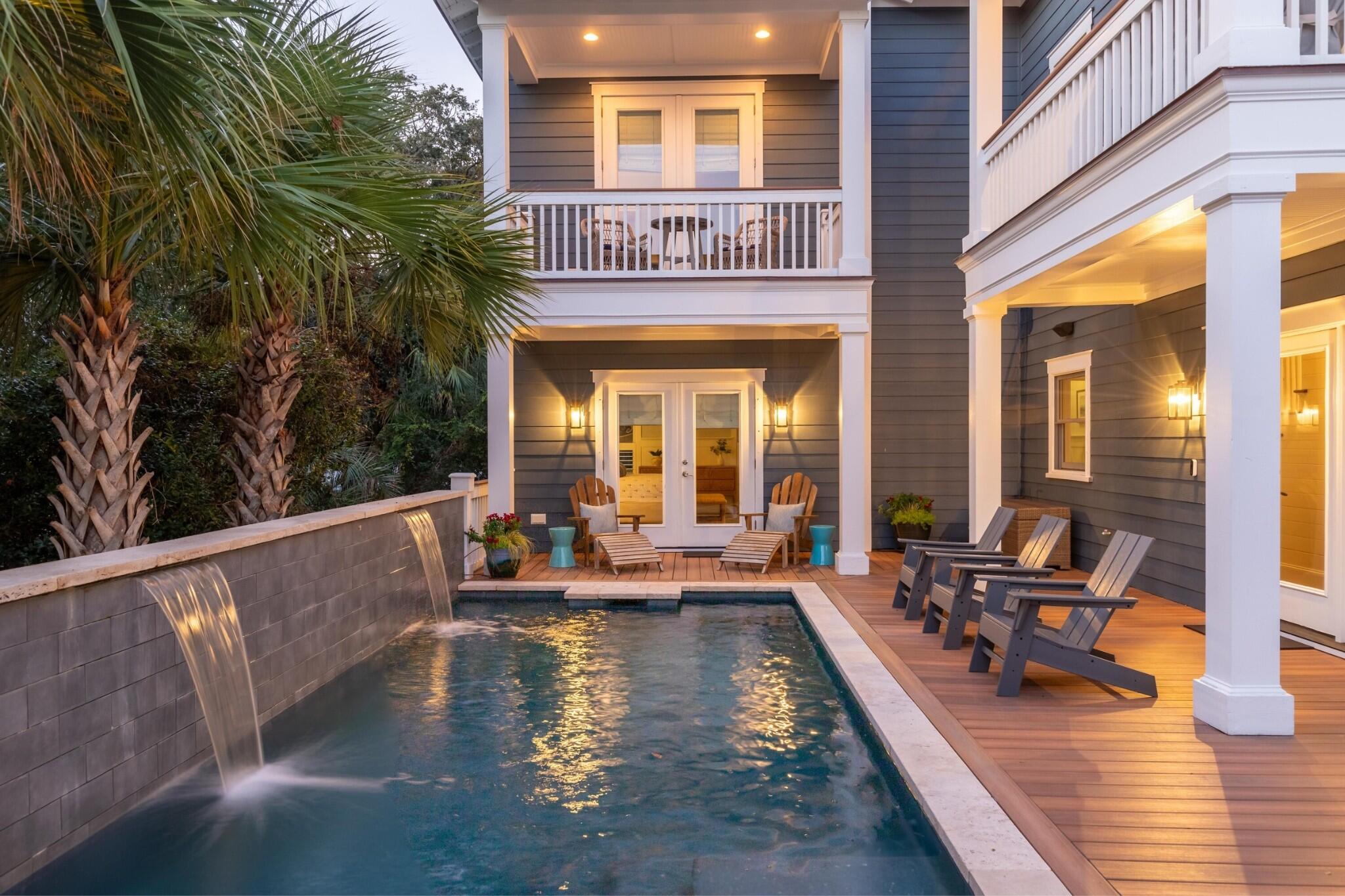 3805 Cameron Boulevard