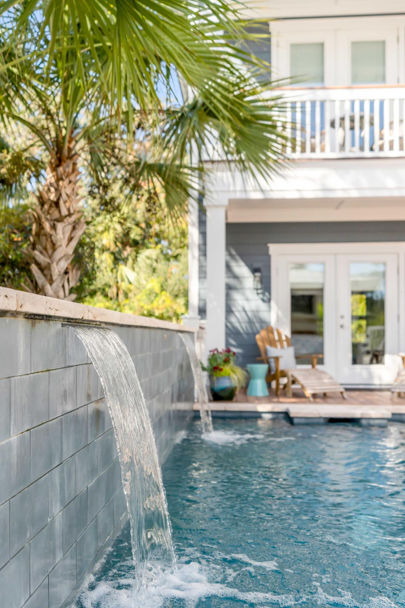 3805 Cameron Boulevard