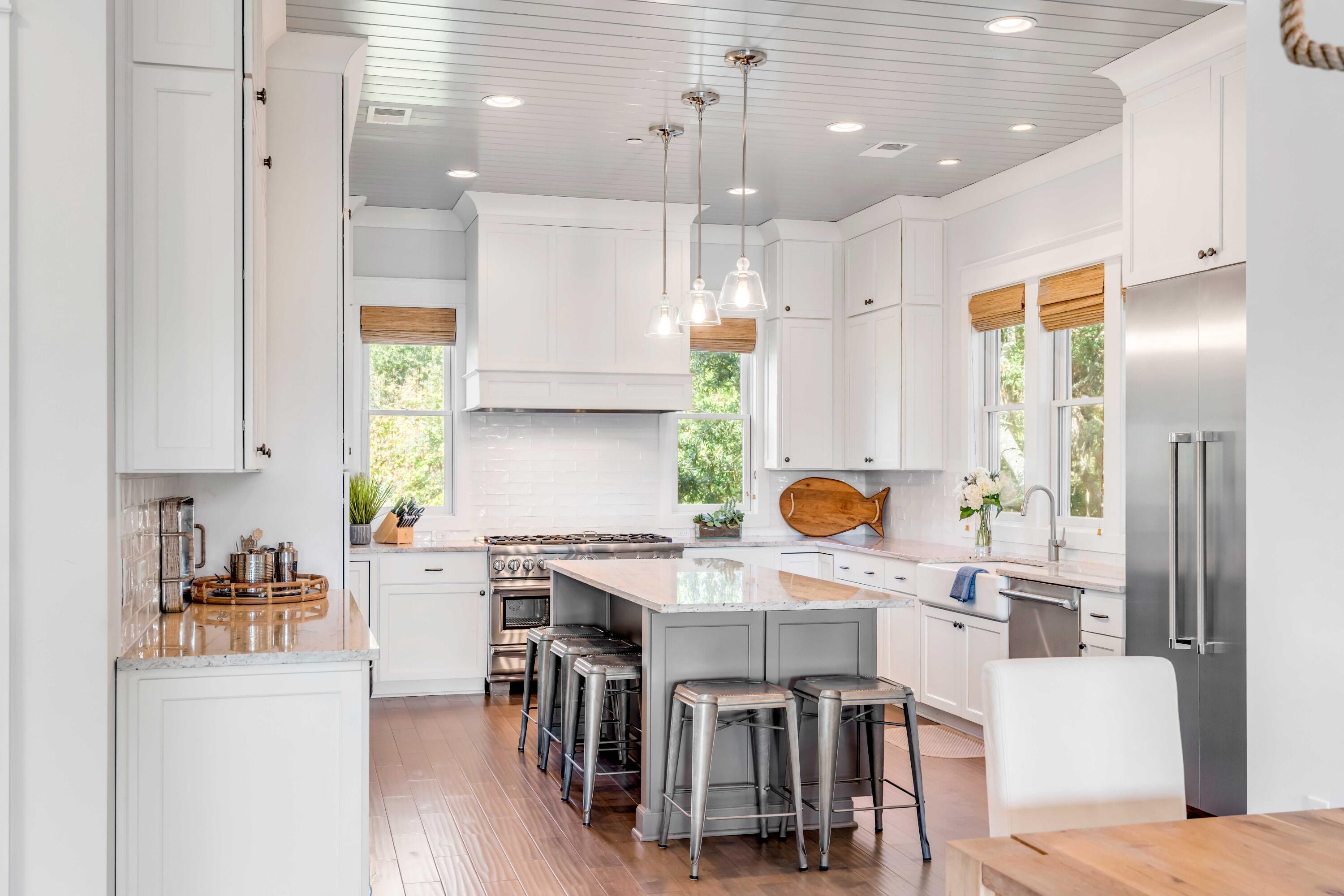 3805 Cameron Boulevard