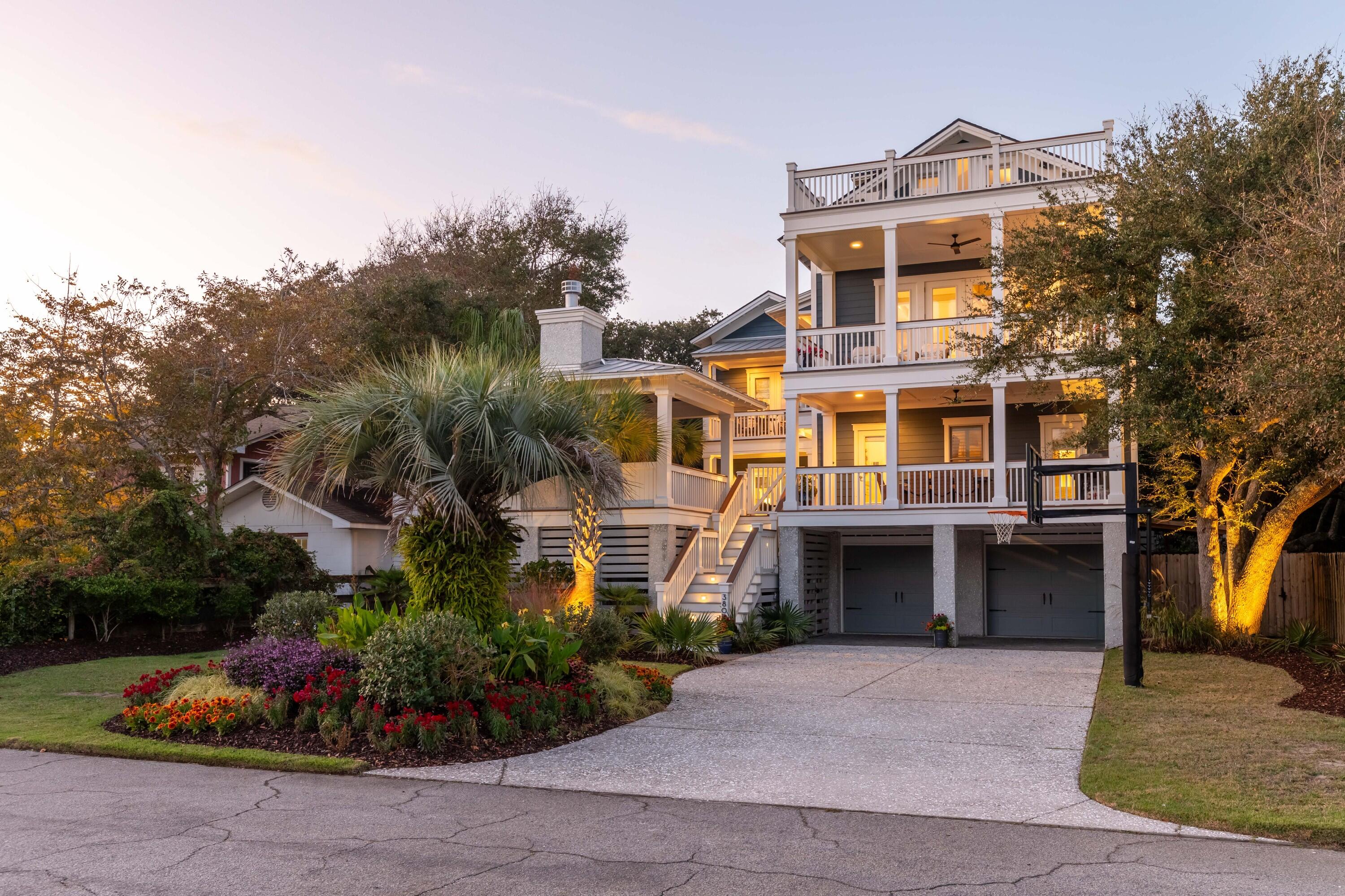 3805 Cameron Boulevard