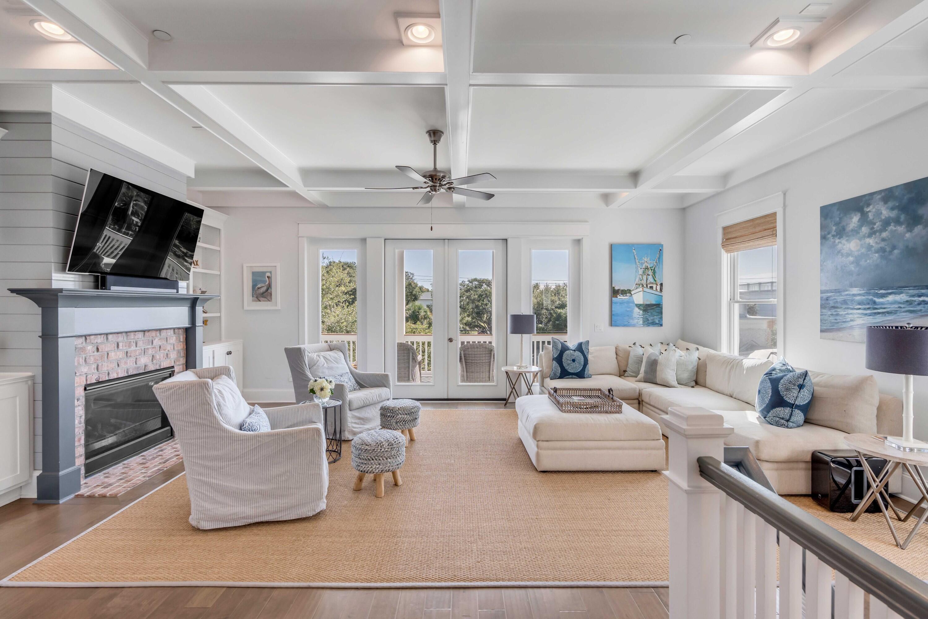 3805 Cameron Boulevard