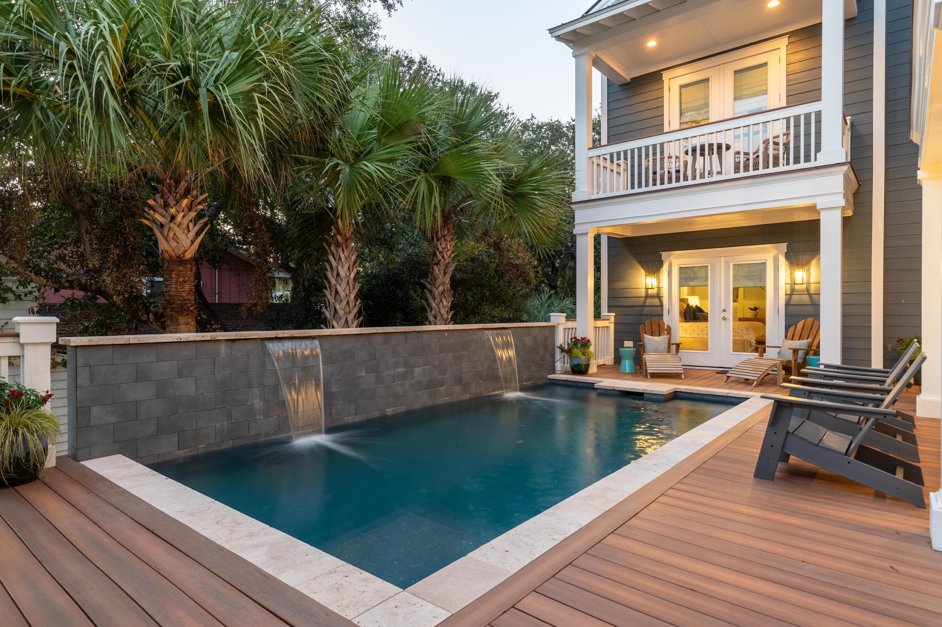 3805 Cameron Boulevard