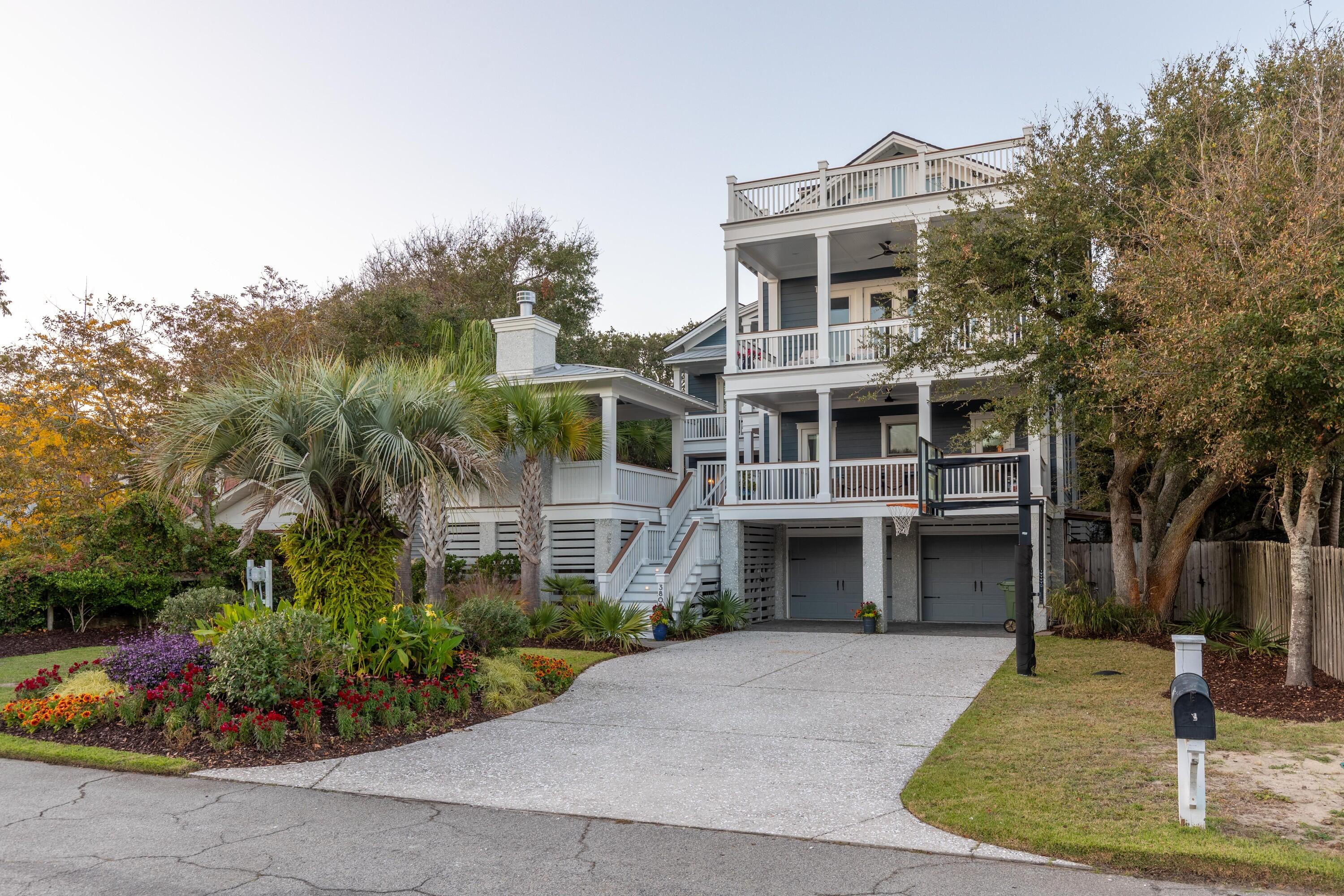 3805 Cameron Boulevard