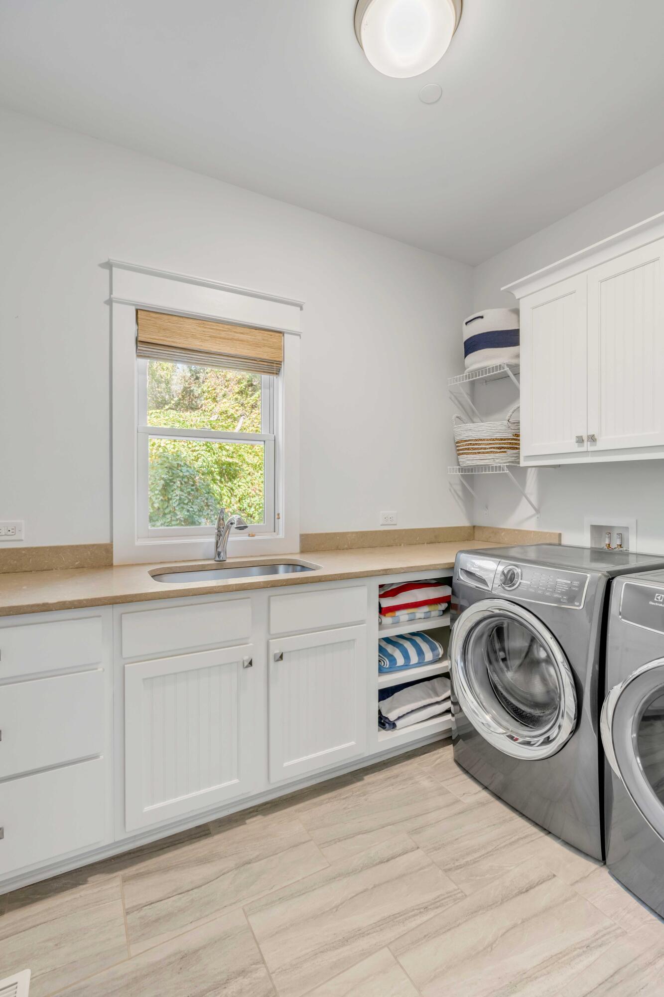 3805 Cameron Boulevard