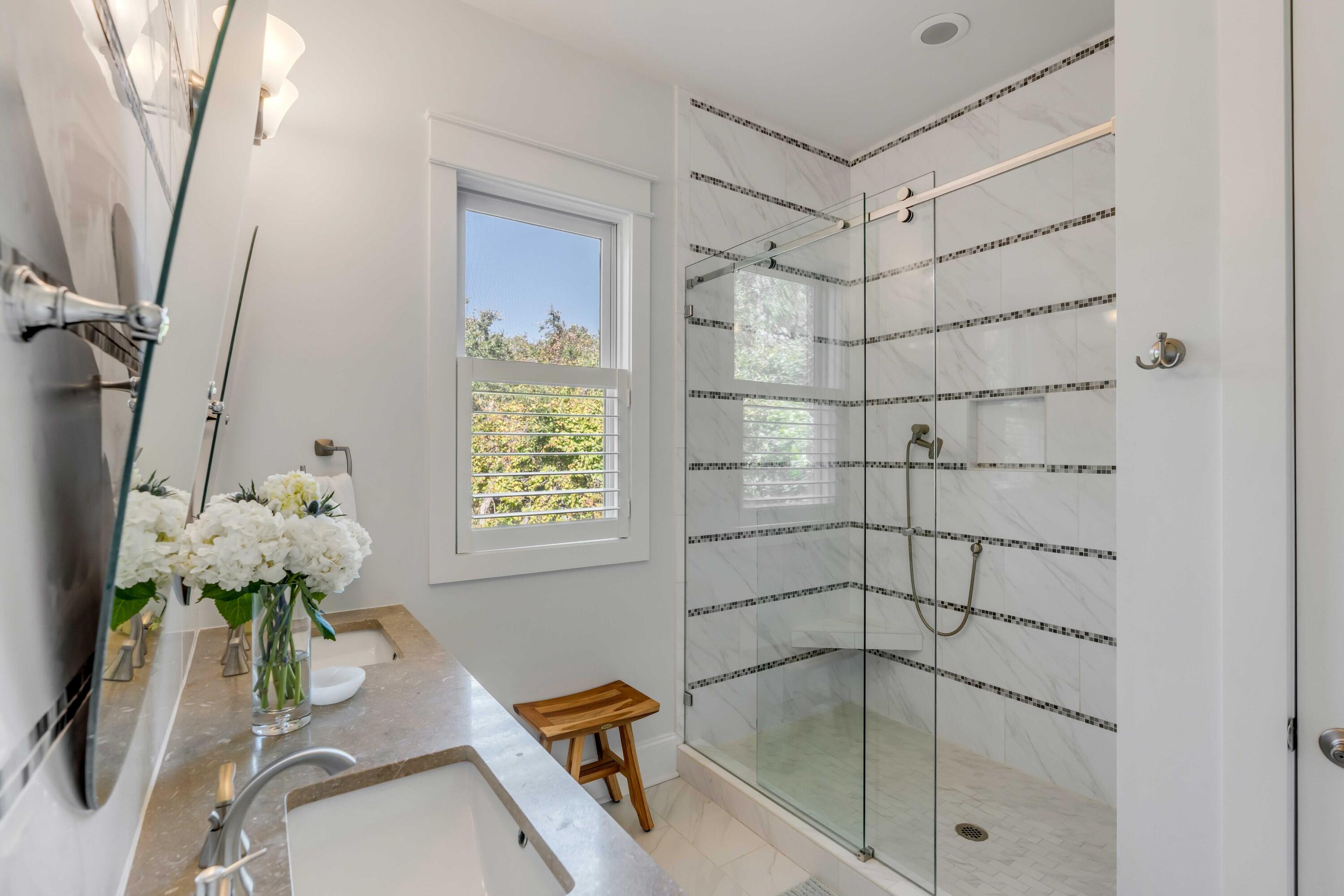 3805 Cameron Boulevard