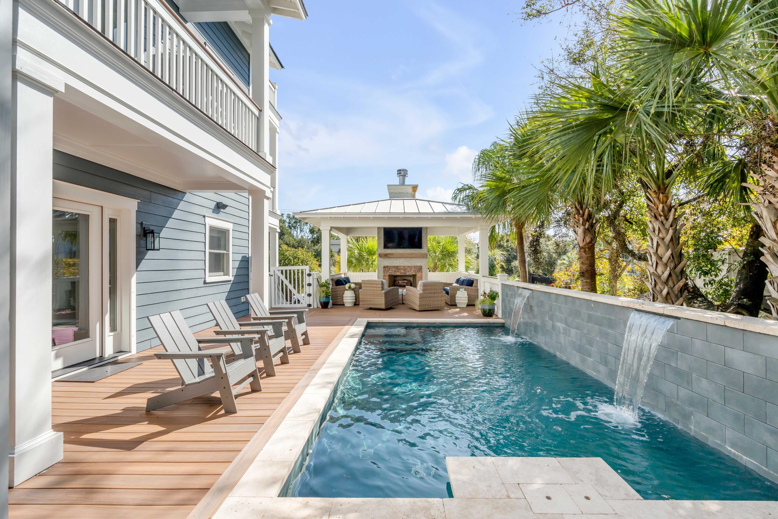 3805 Cameron Boulevard