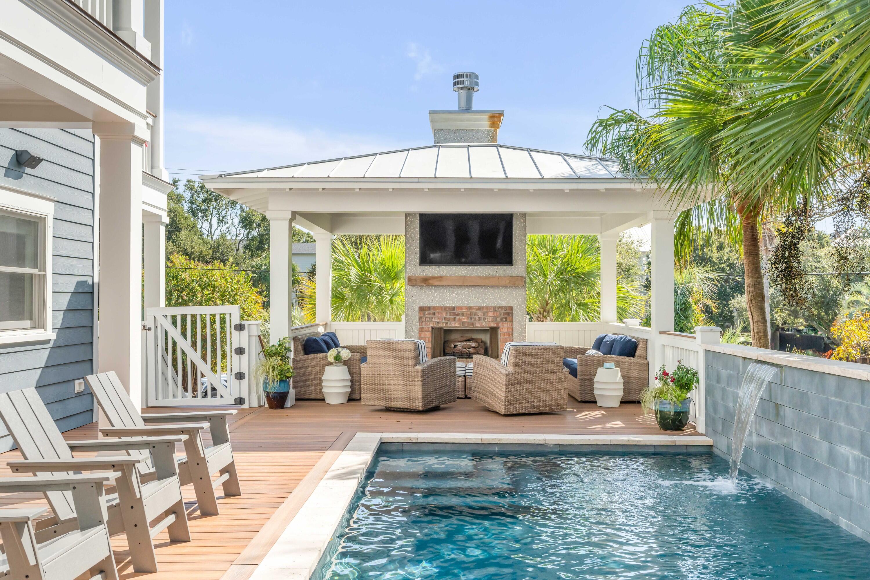 3805 Cameron Boulevard