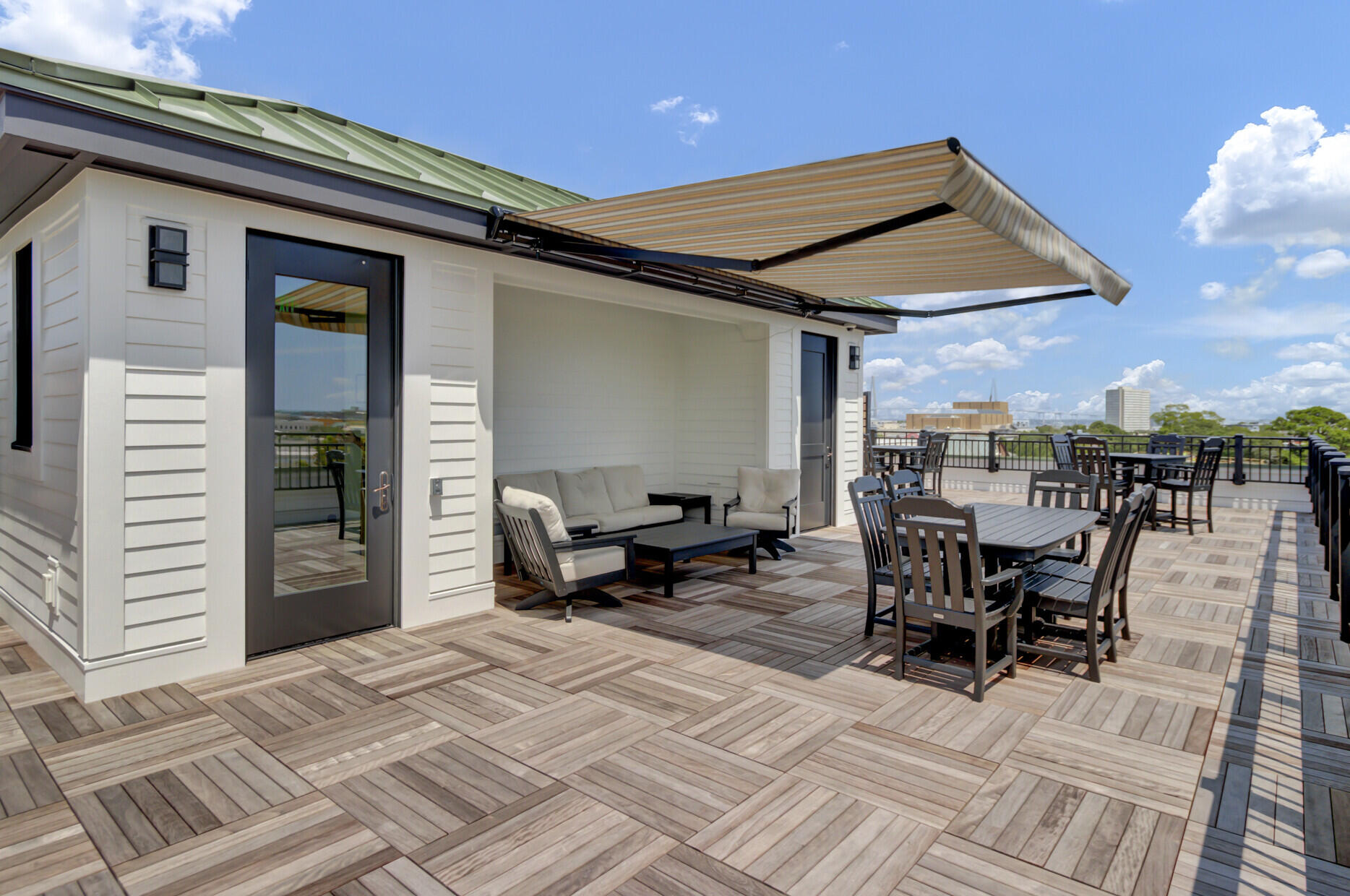 76 Society Street # 32