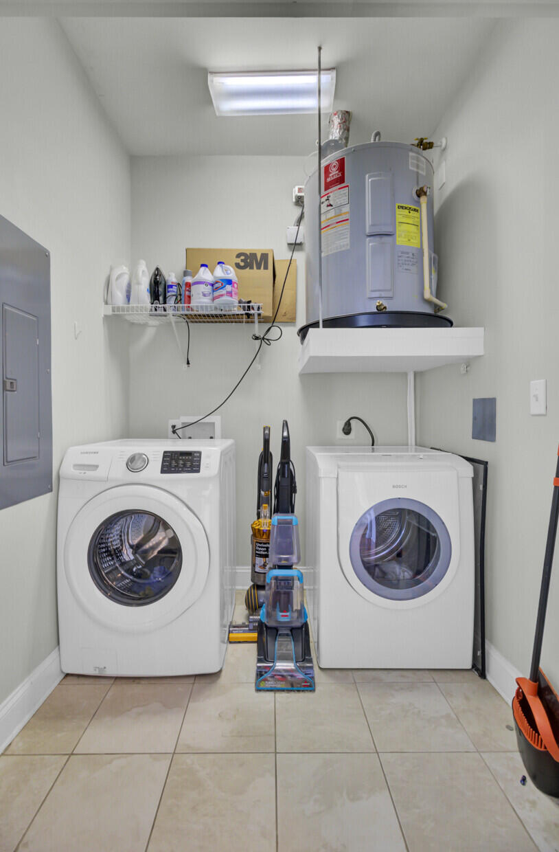 76 Society Street # 32