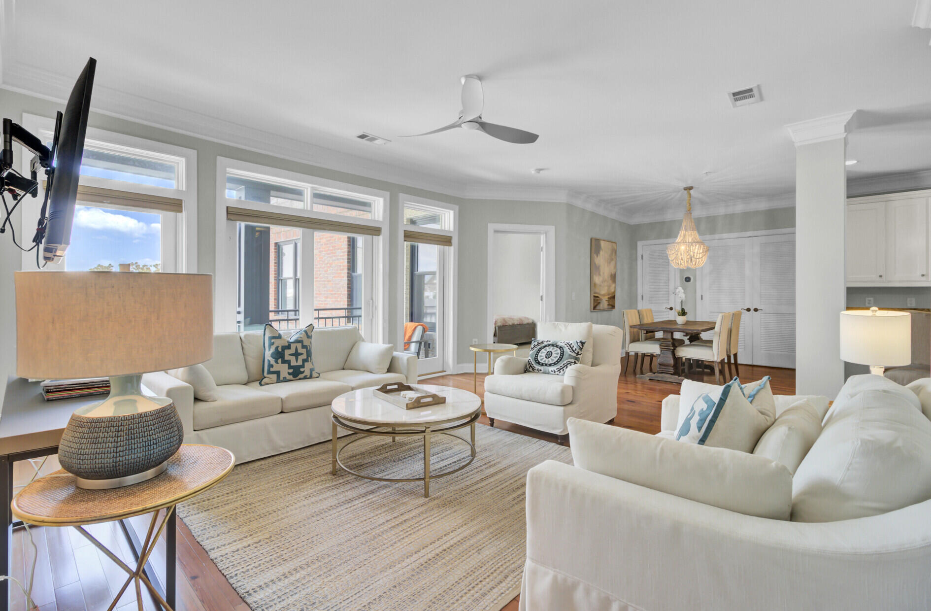 76 Society Street # 32