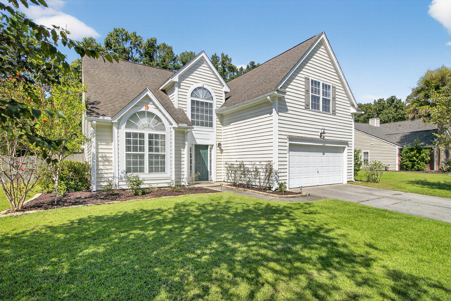 172 Thousand Oaks Circle