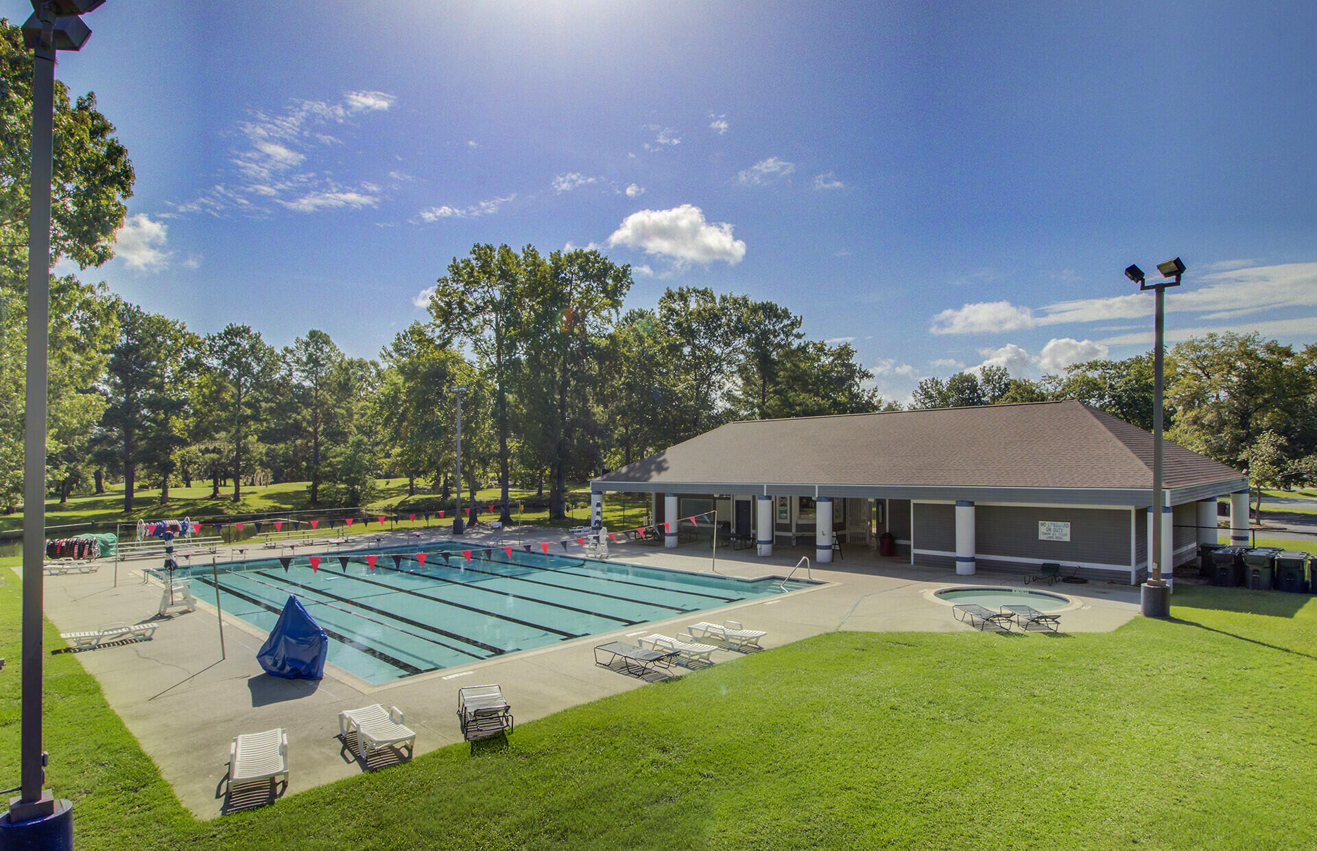 172 Thousand Oaks Circle