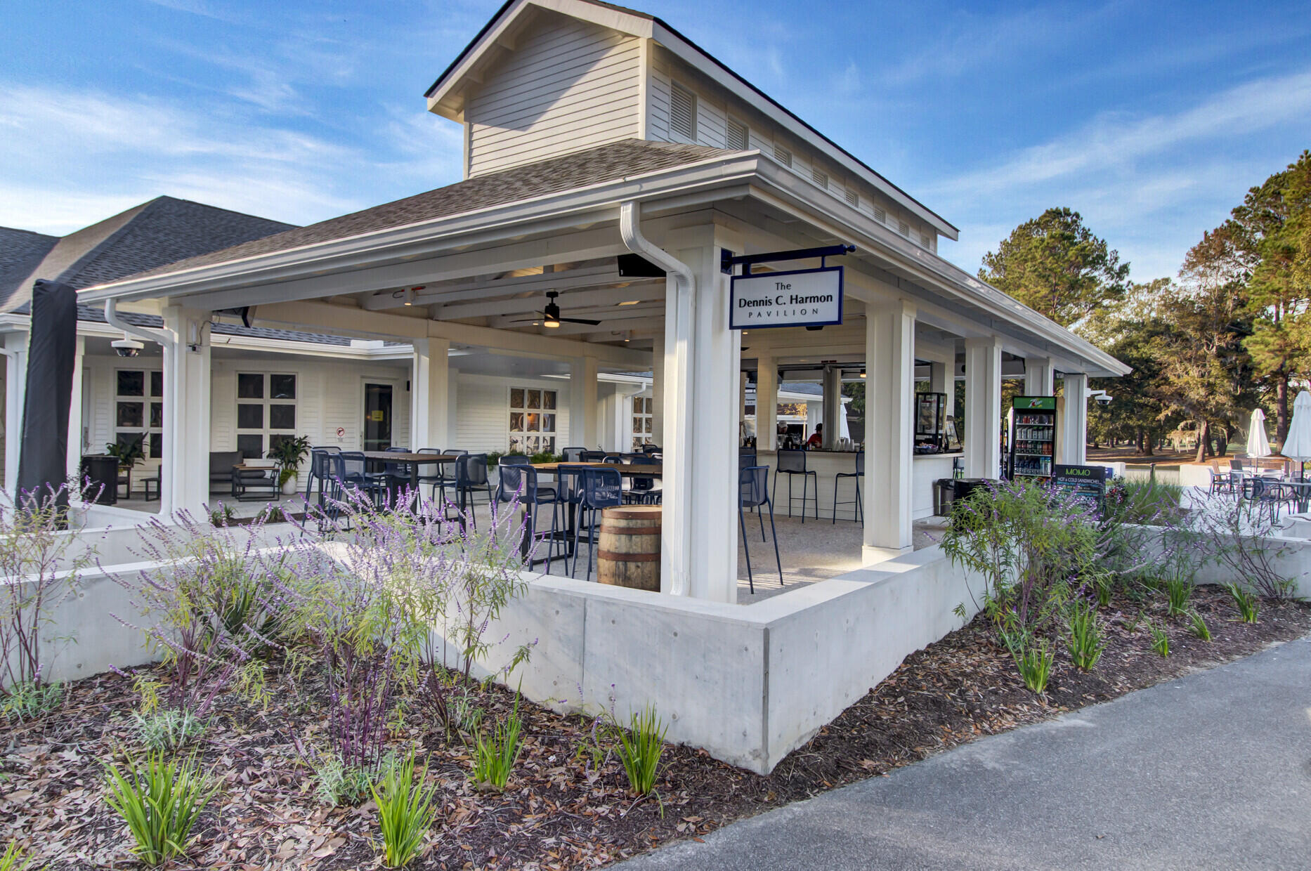 172 Thousand Oaks Circle