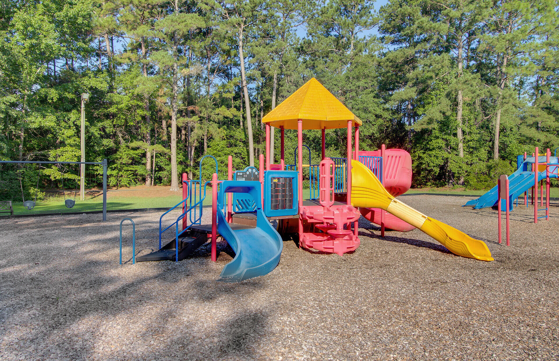 172 Thousand Oaks Circle