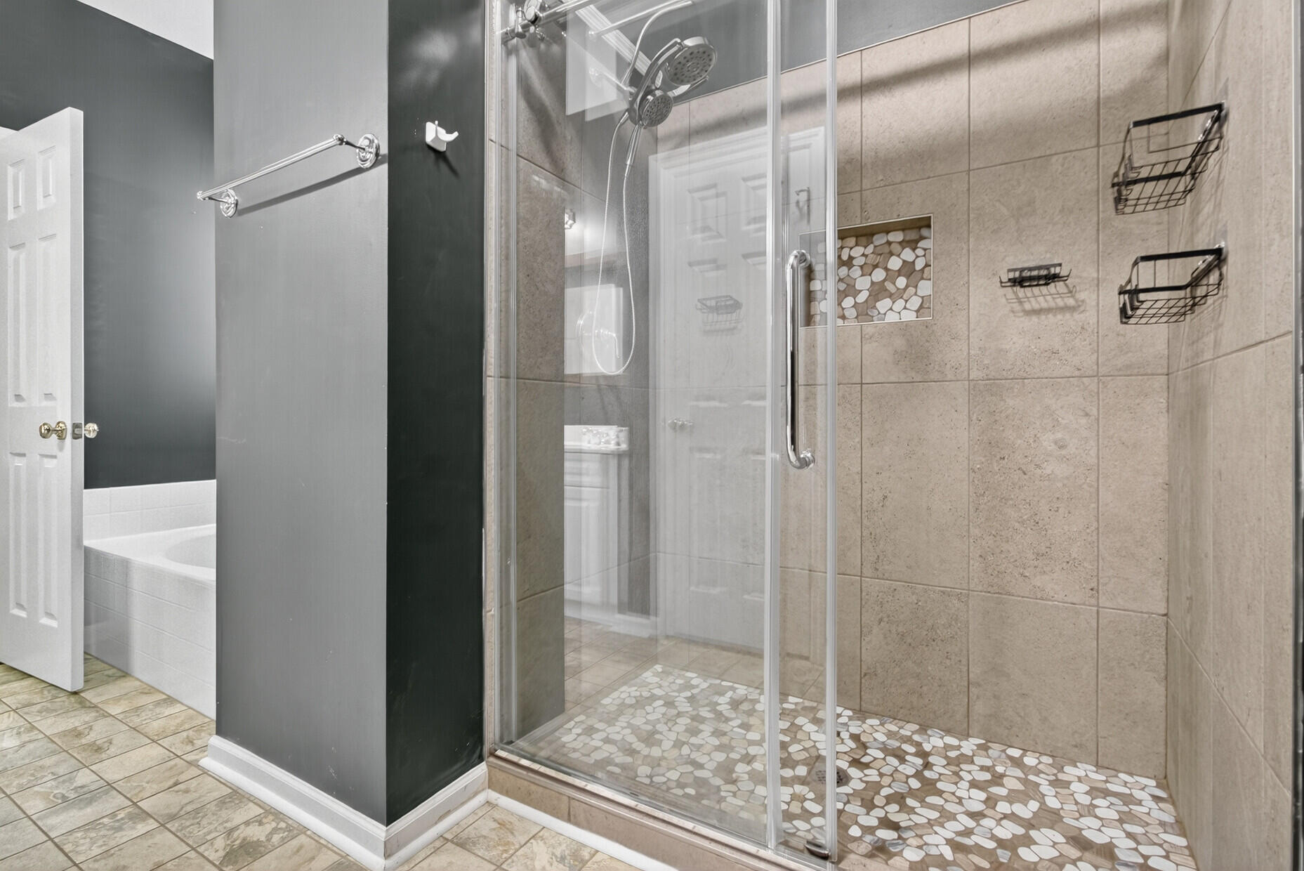 172 Thousand Oaks Circle