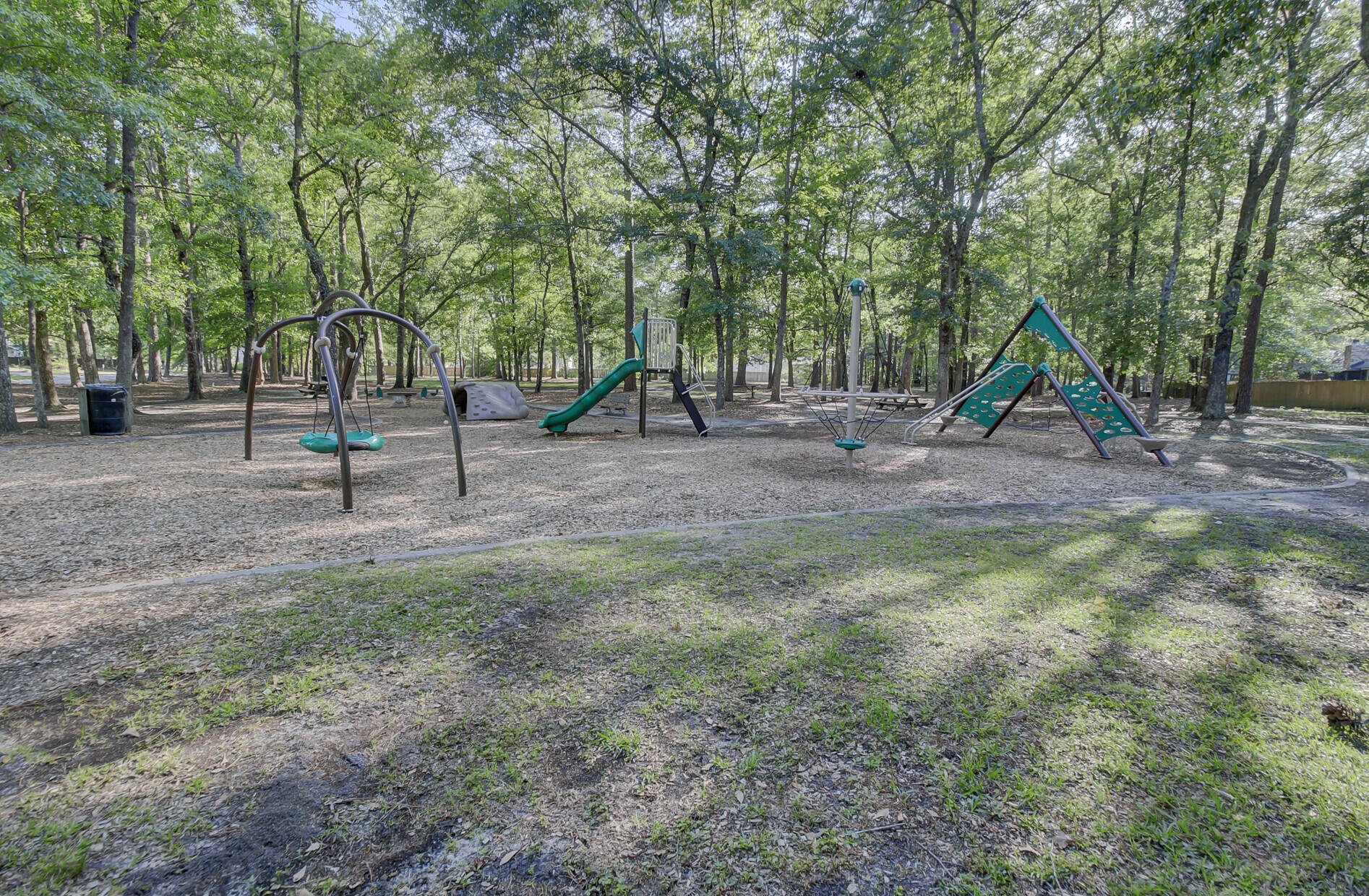 172 Thousand Oaks Circle