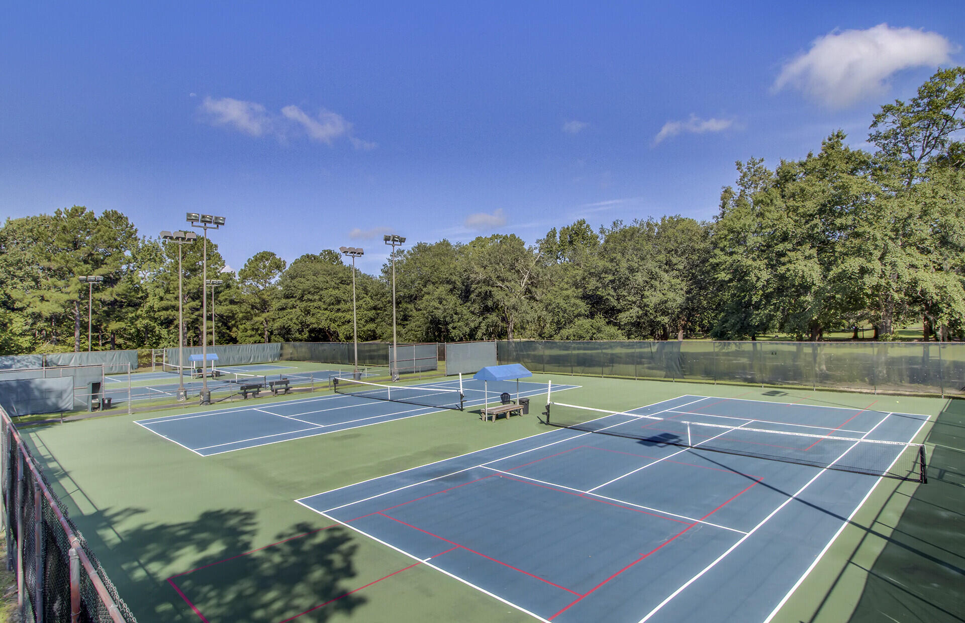 172 Thousand Oaks Circle