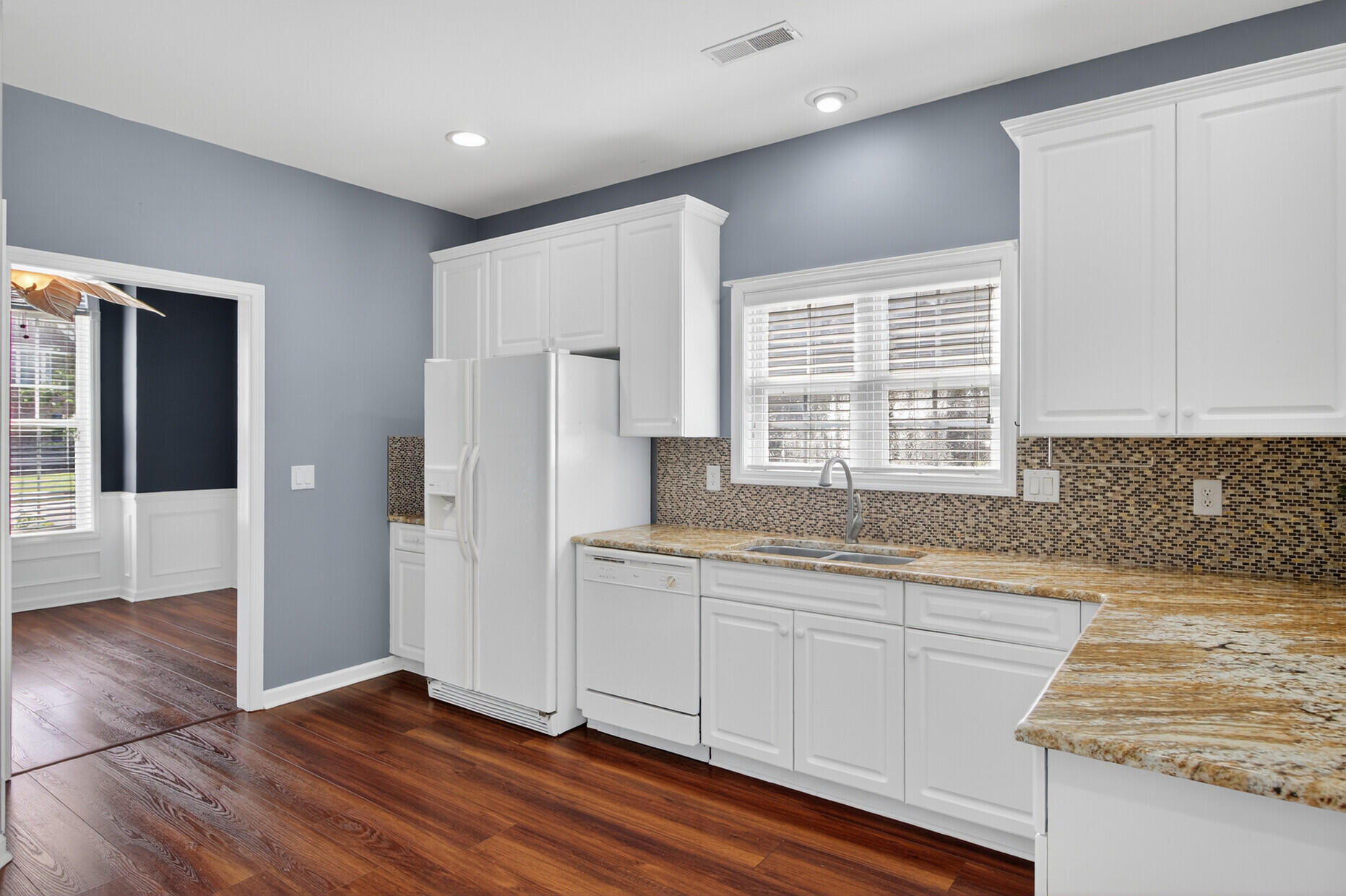 172 Thousand Oaks Circle