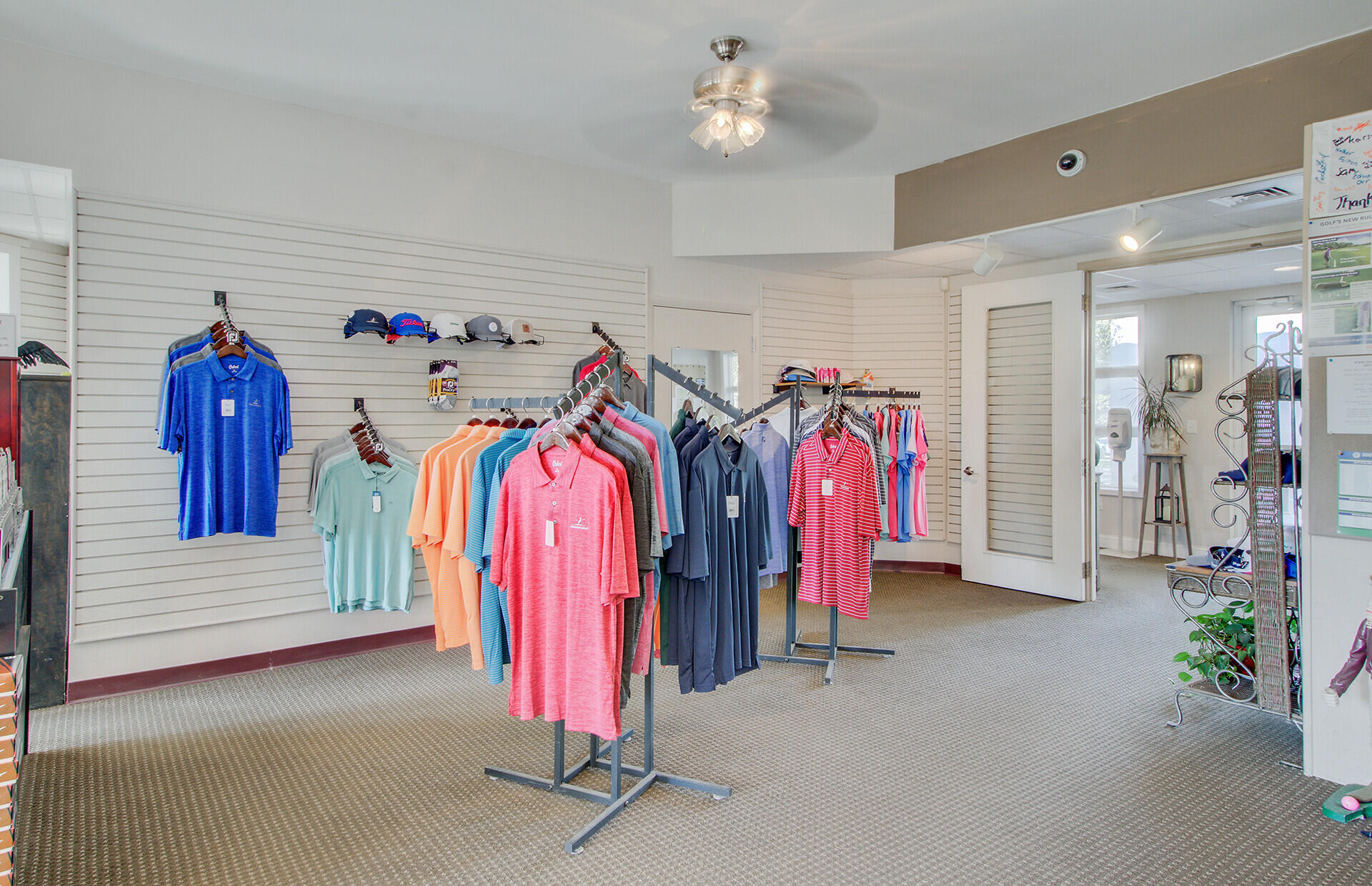 172 Thousand Oaks Circle